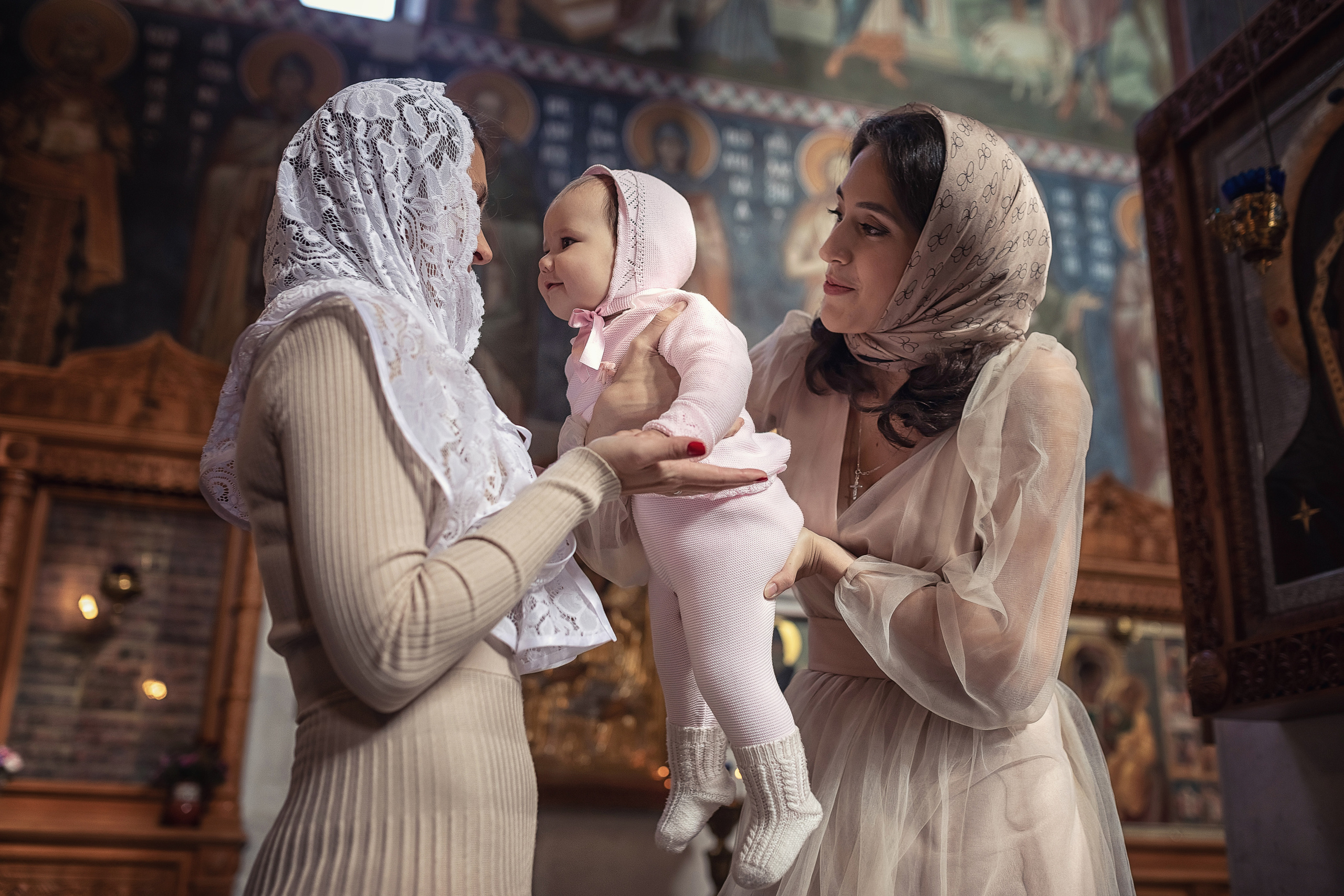 Крещение в храме Рождества Пресвятой Богородицы в Королеве 30.09.2020. Фотограф крещения и венчания Антонова Надежда г. Москва