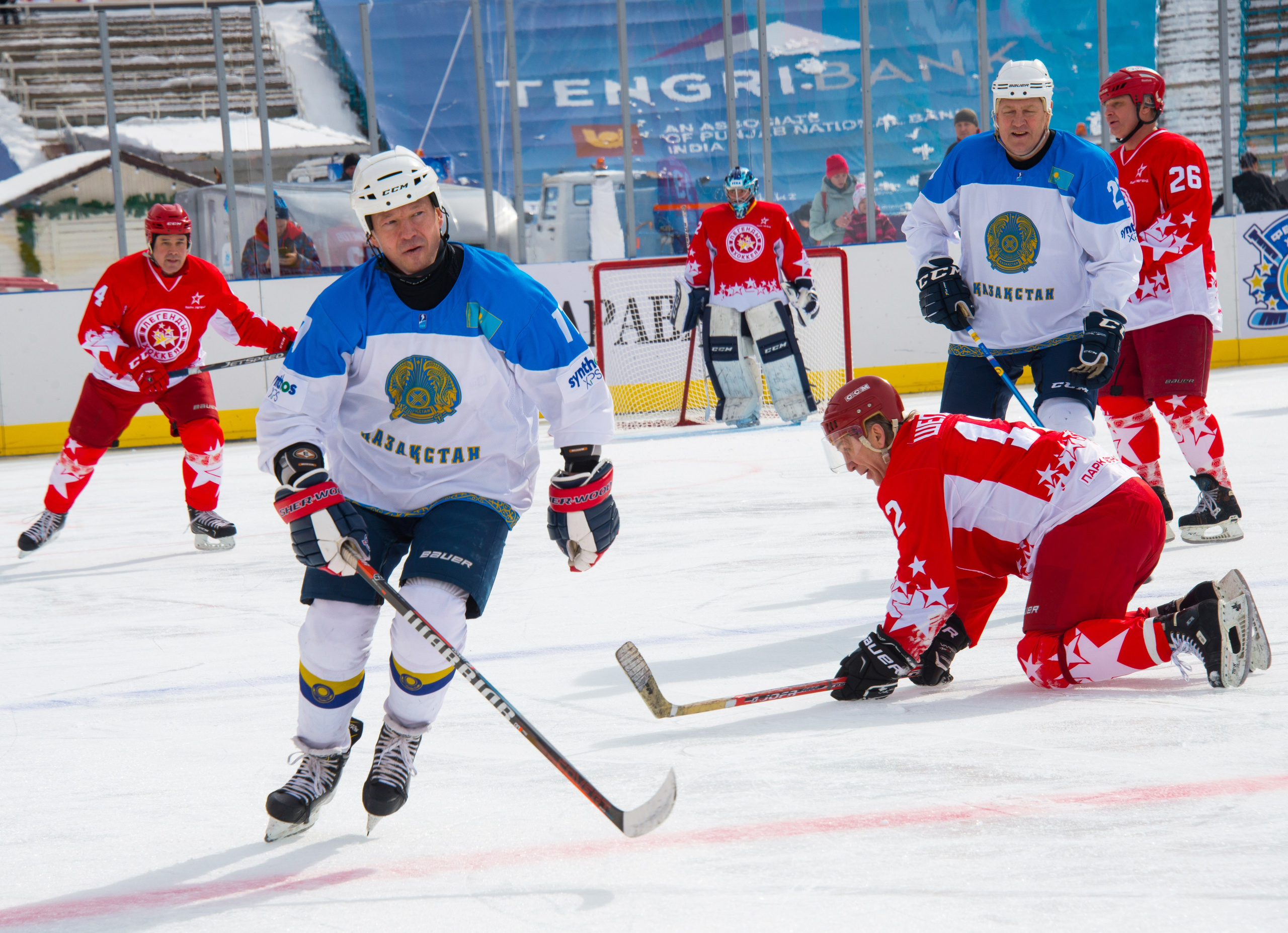 Хоккей. Фотосъёмка. Фотограф Сергей Авдеев-семейный и детский фотограф в Алматы