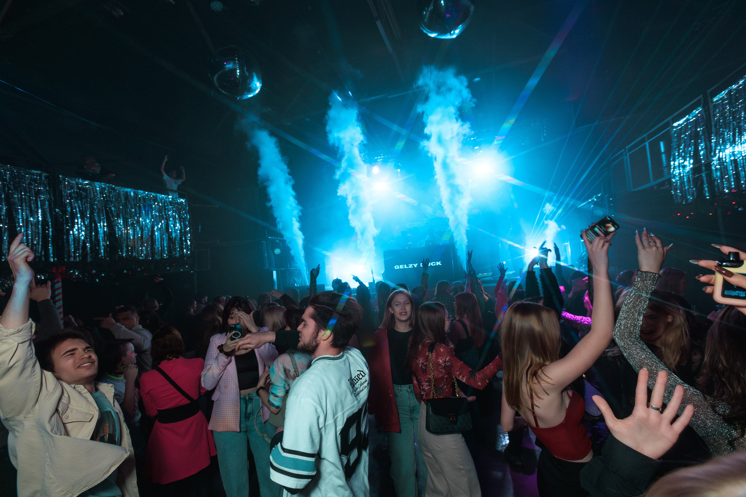 Девичник Winter Edition. Репортажный фотограф Екатеринбург | Яркий, качественный репортаж | Концерты, клубы, репортаж, праздники, корпоративы