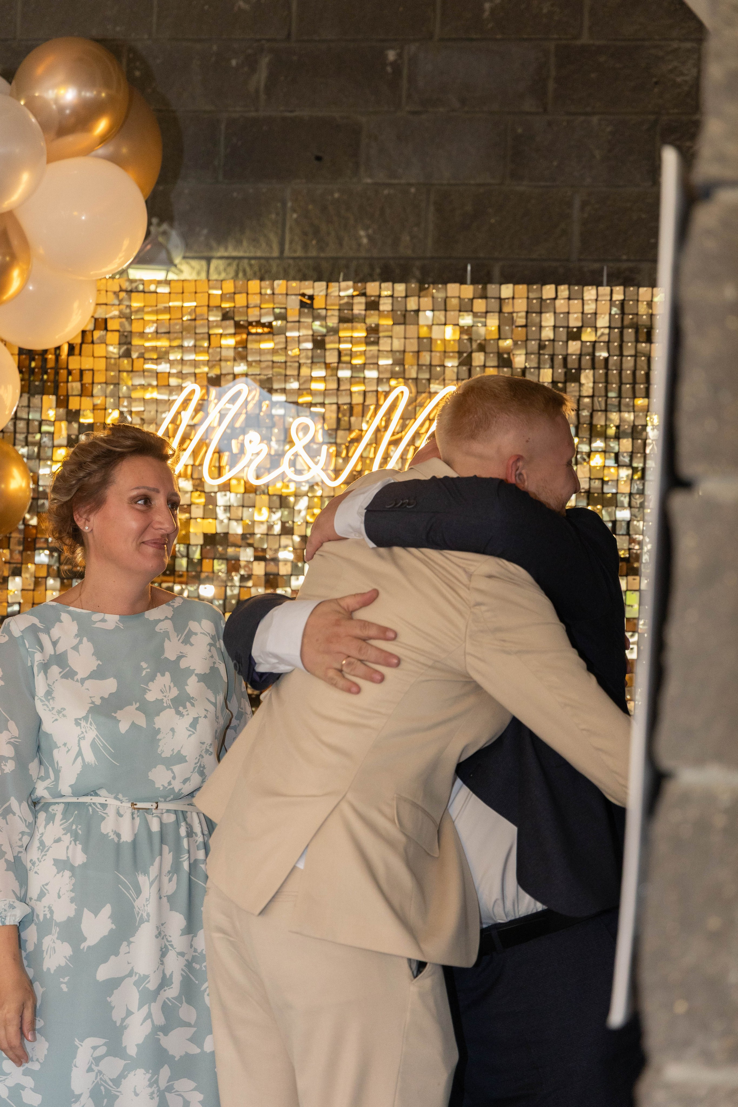 Свадебная фотосессия свадебный фотограф Татьяна Марсуверских свадебная фотопрогулка Москва Жуковский. Фотограф для маркетплейсов, фотоуслуги в Жуковском Татьяна Марсуверских