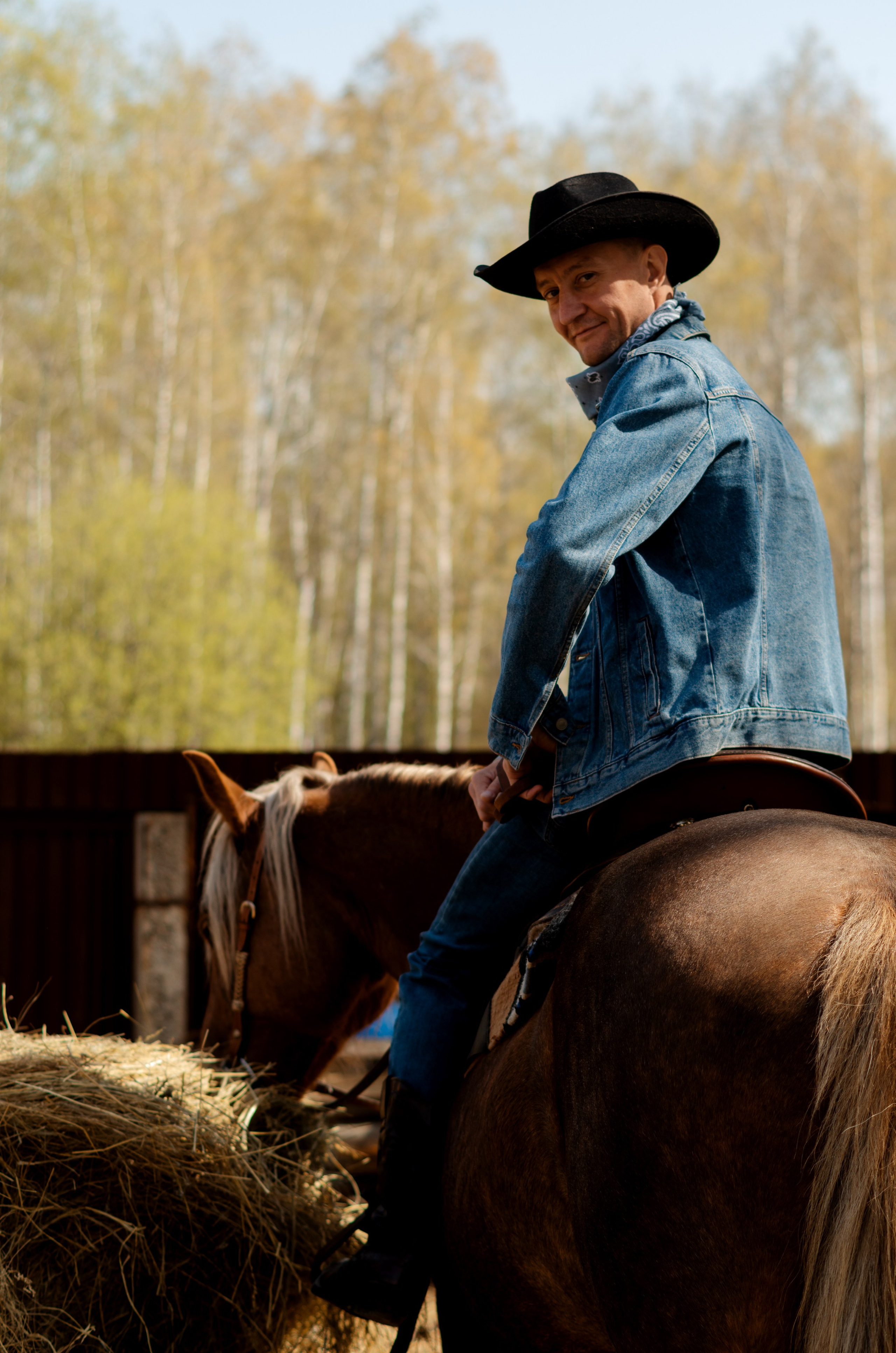 Мужской портрет: разное. Фотограф Марина Доглядная Челябинск фотосессии с лошадьми, мотоциклами