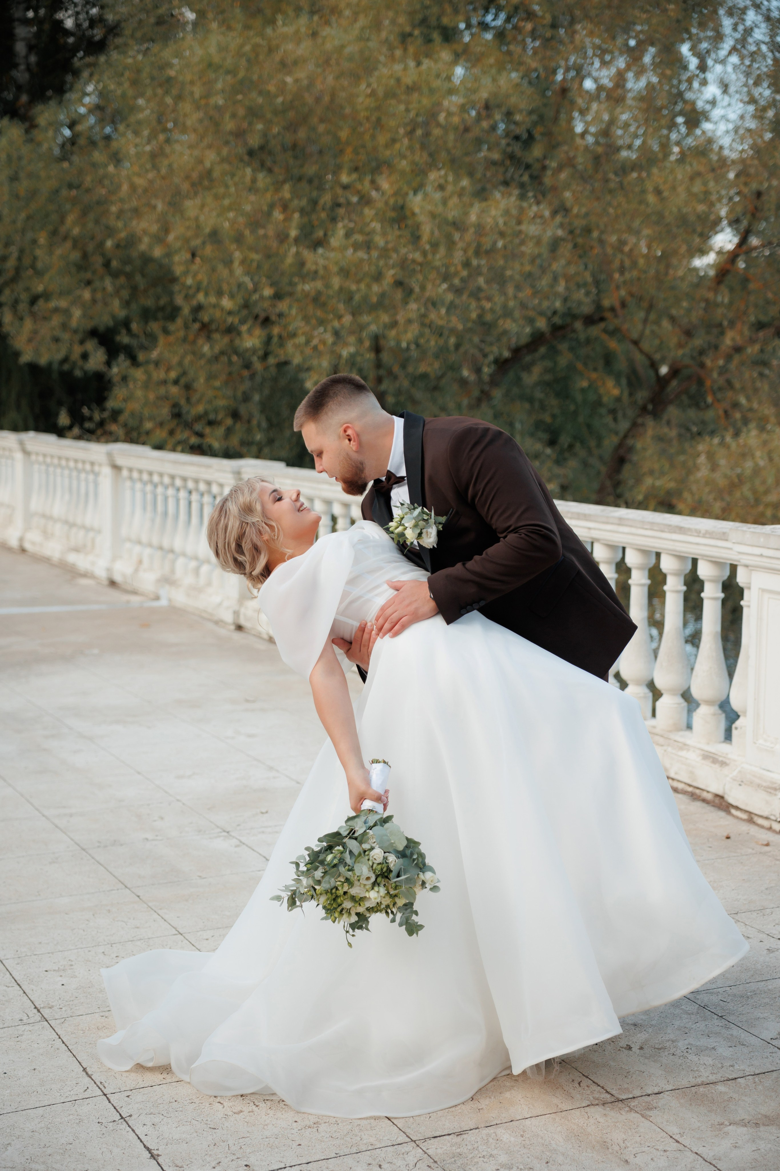 Регистрация и прогулка в Остафьево. Свадебный и репортажный фотограф (Москва, Королев и другие)