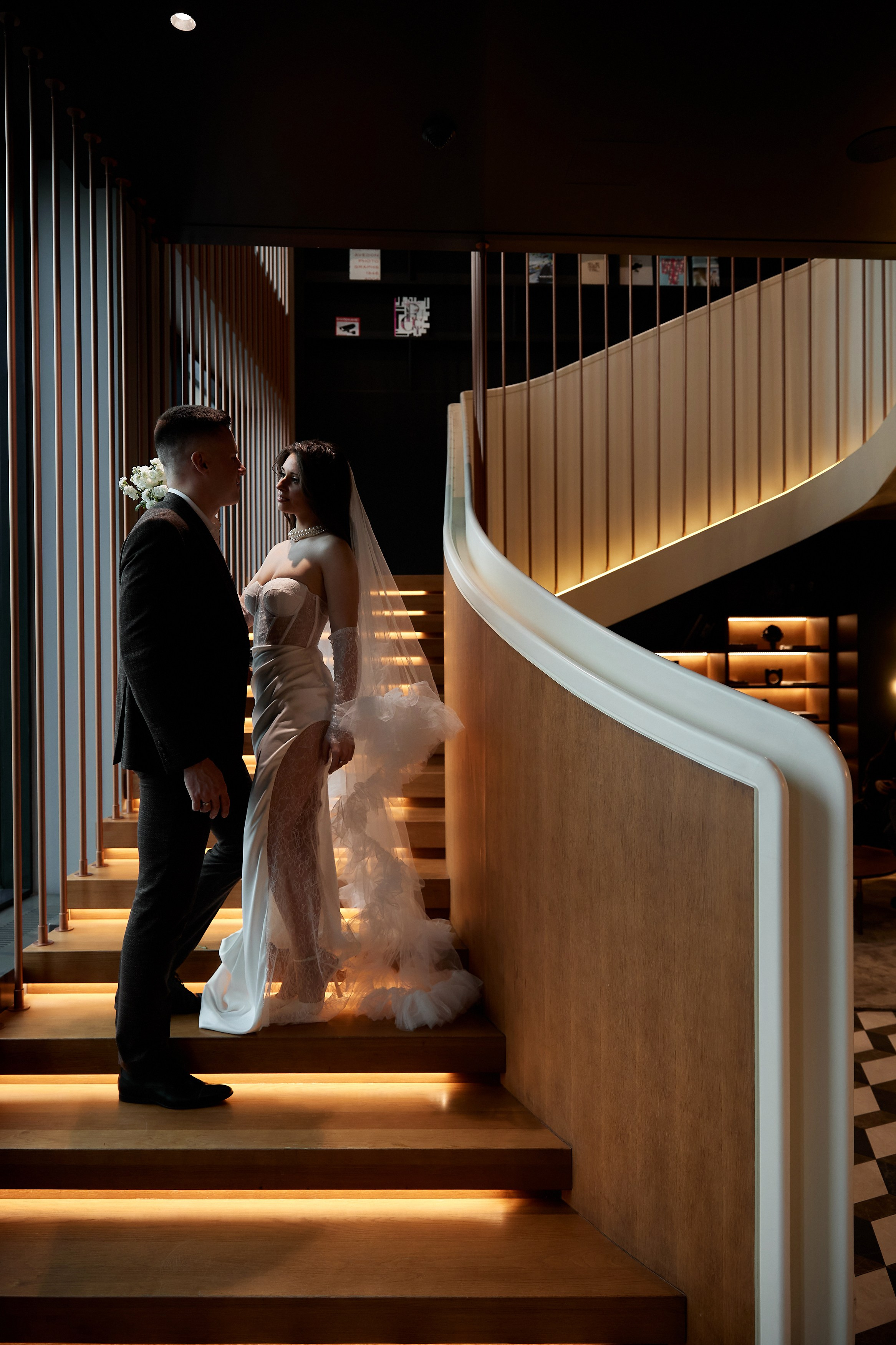 Кристина и Олег в отеле. Свадебный фотограф Москва Калуга