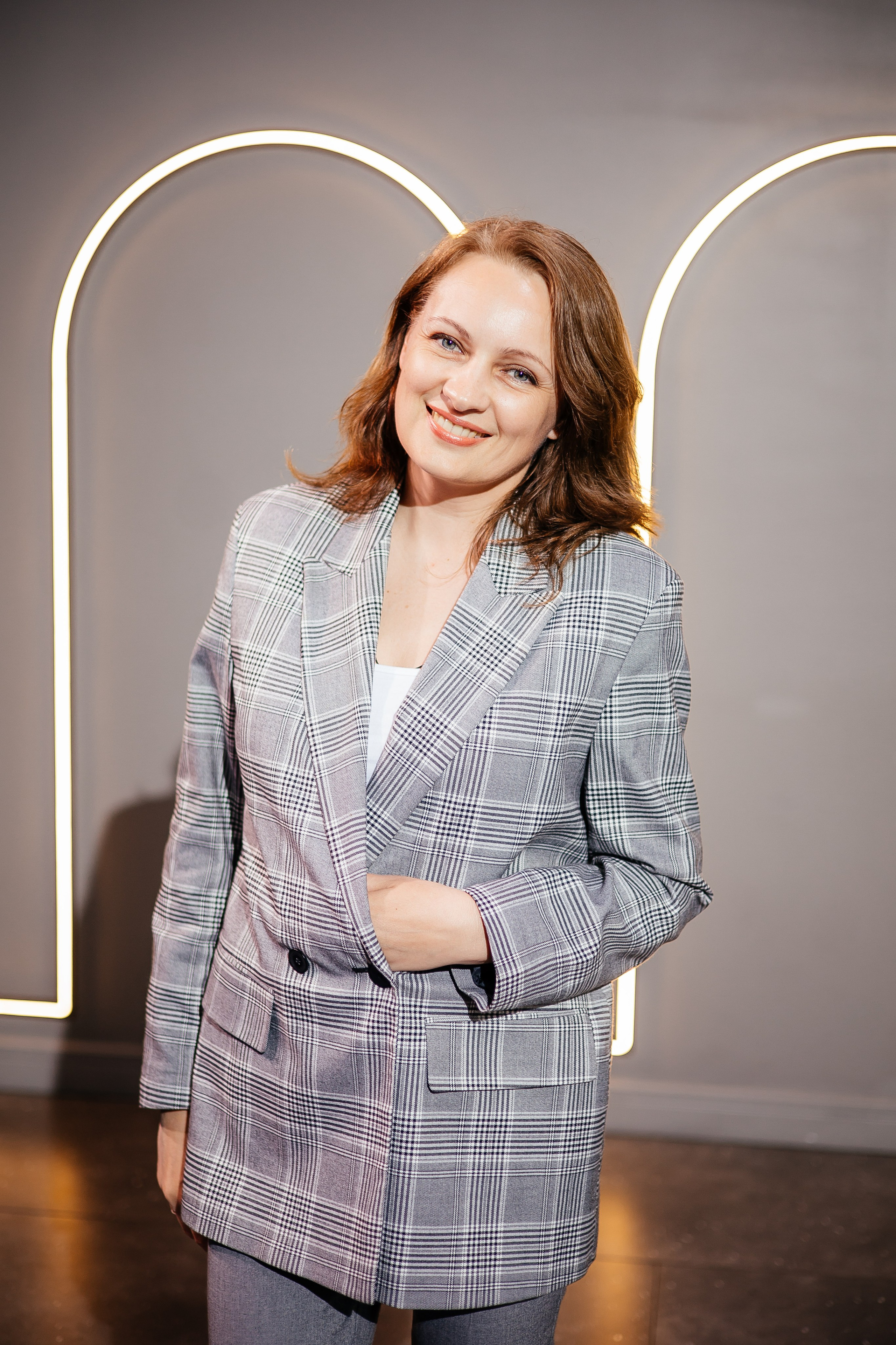 Презентация новинок систем света Maytoni в One way loft. Фотограф в Красноярске Надежда Воскресенская