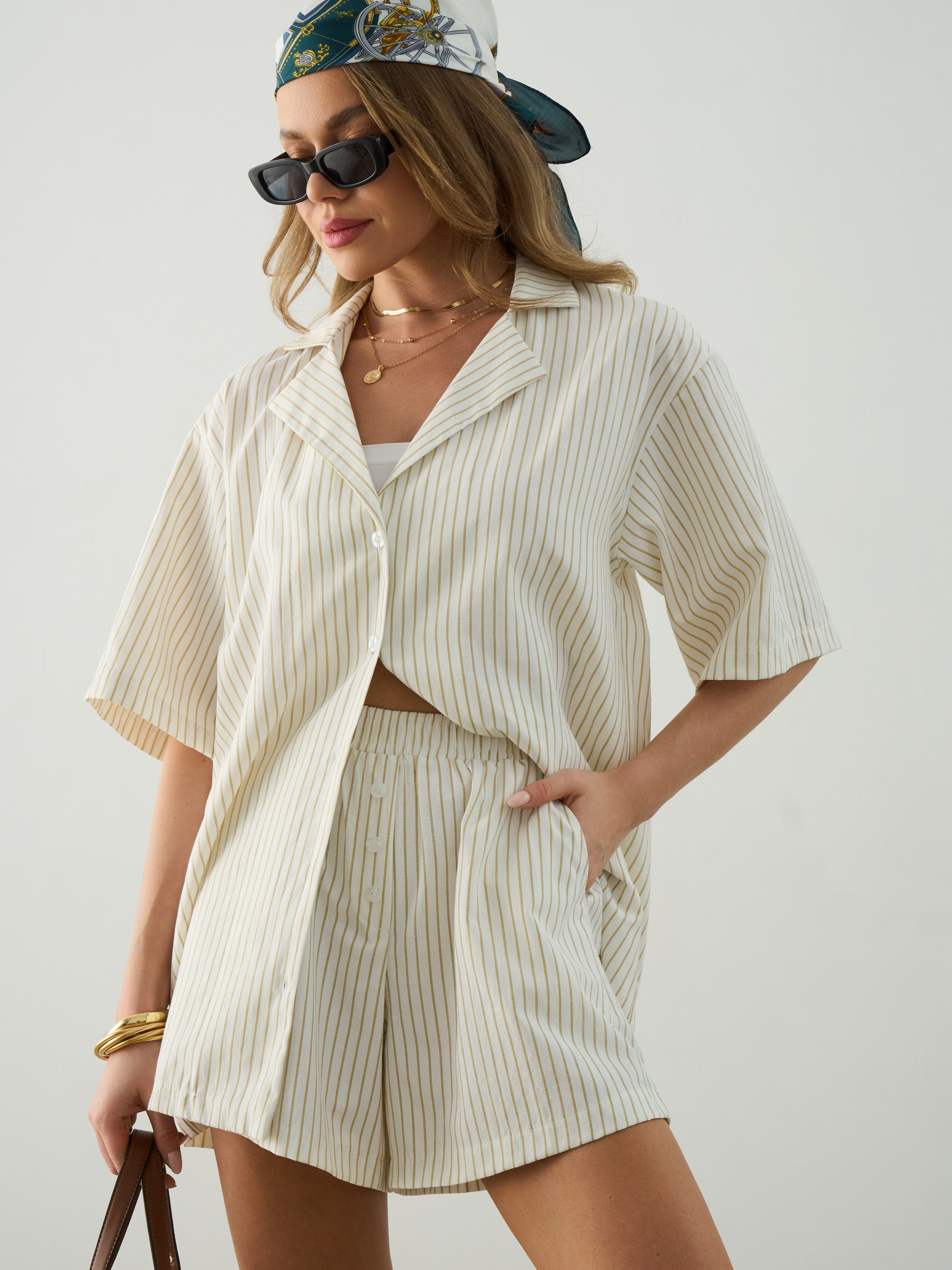 Брюки, жилетки и летние костюмы. Фотограф Валерий Федяев | vallerzu