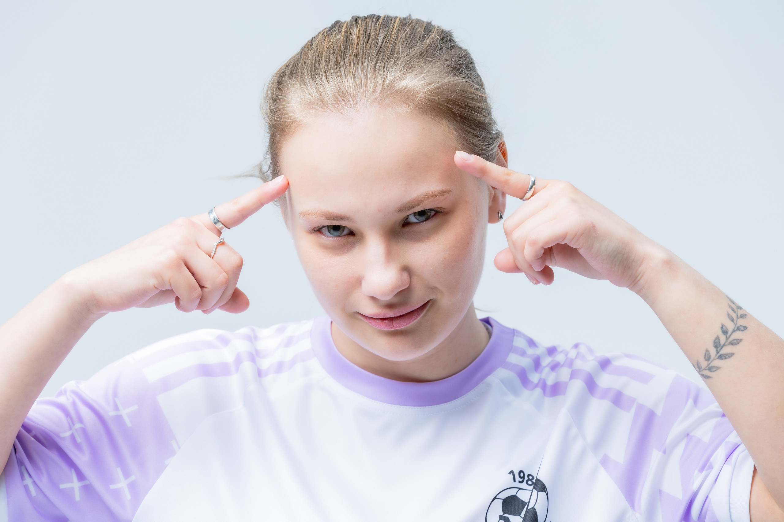 Портреты настоящих футболисток. Фотограф в Москве портреты | репортажи | спорт