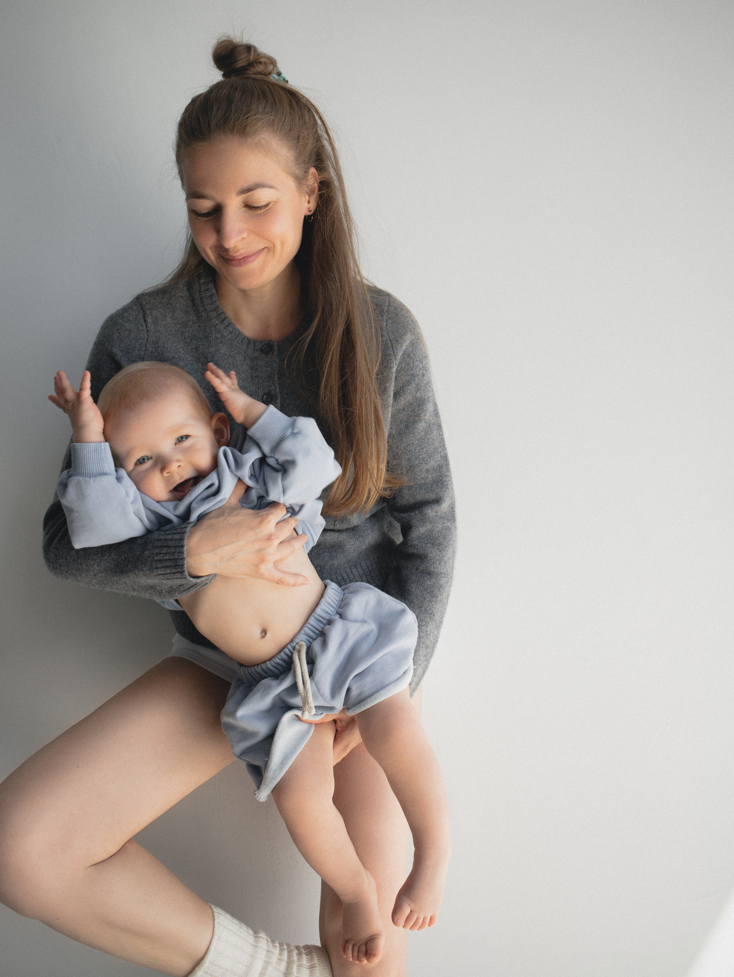 Мая и сыновья. Фотограф в Москве и Сургуте Алла Лесовая. Снимаю каталог для брендов и индивидуальные портреты для людей