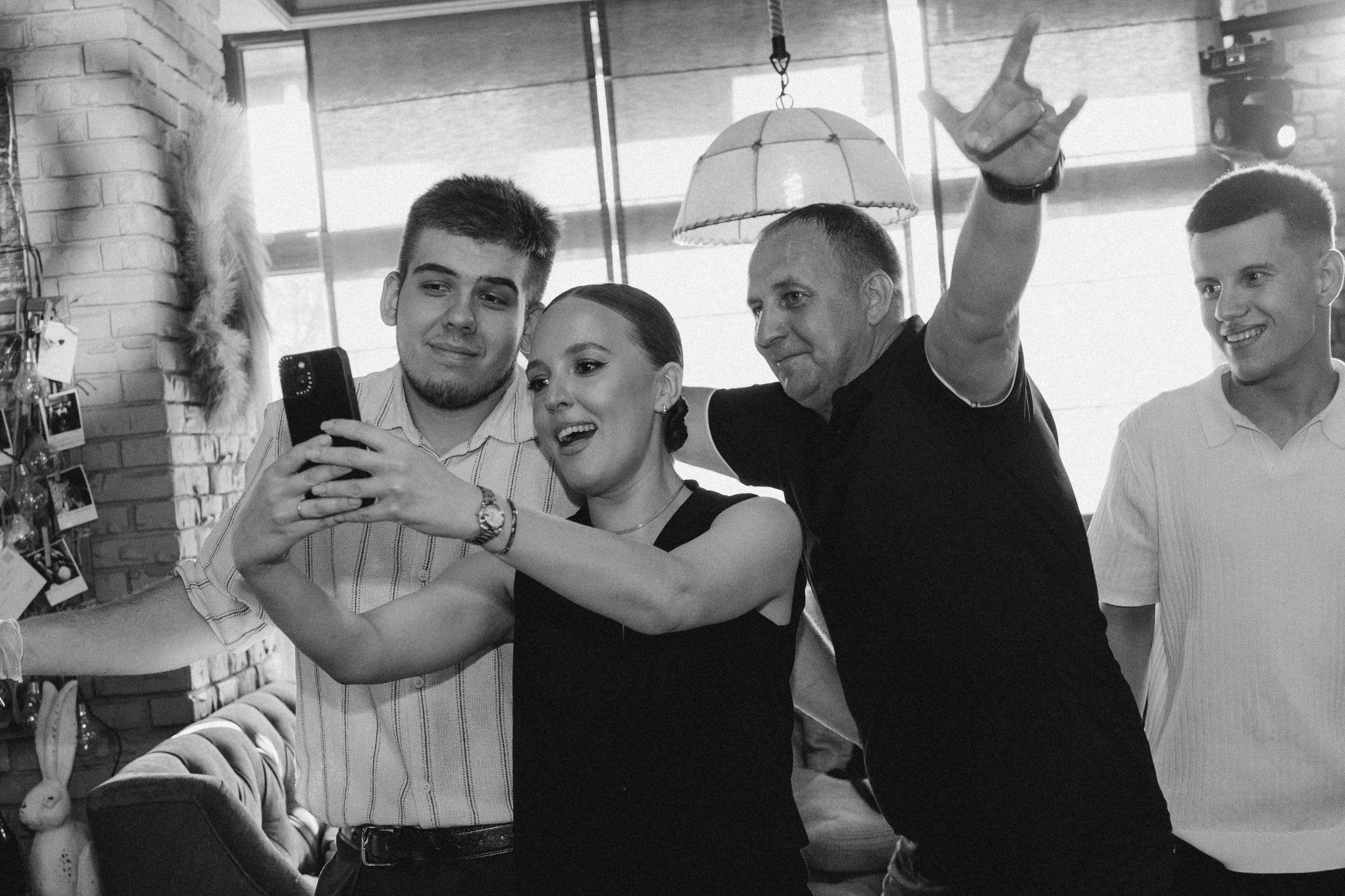 Свадьба Анастасии и Евгения, Картинная галерея, прогулка в лесу. Ресторан «Хлеб и Винотека». Свадебный фотограф в Тамбове Павел Четвертков