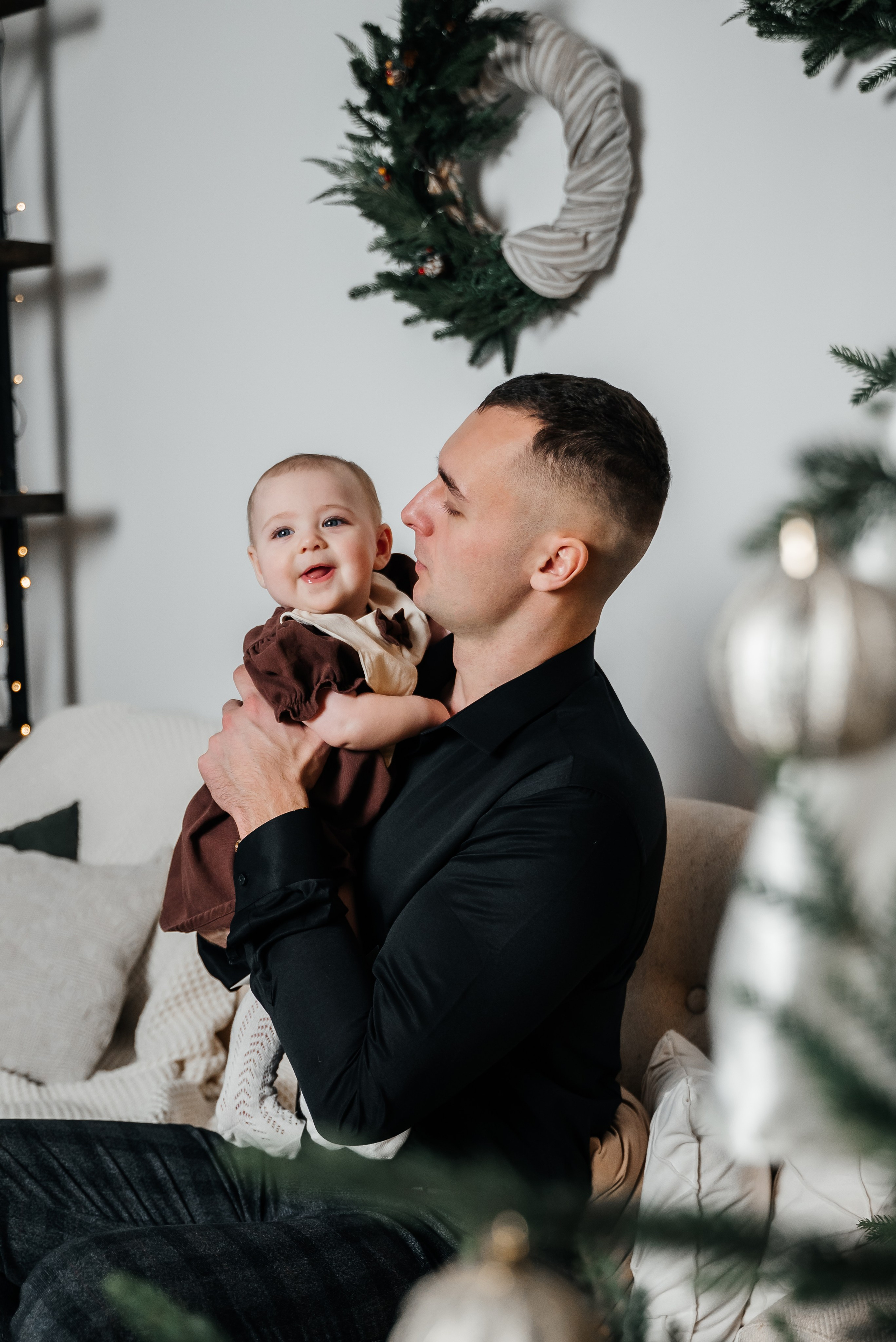 Мама, папа и маленькая принцесса (студия Молоко, зал Милена). Фотограф в Дзержинске Наташа Баева