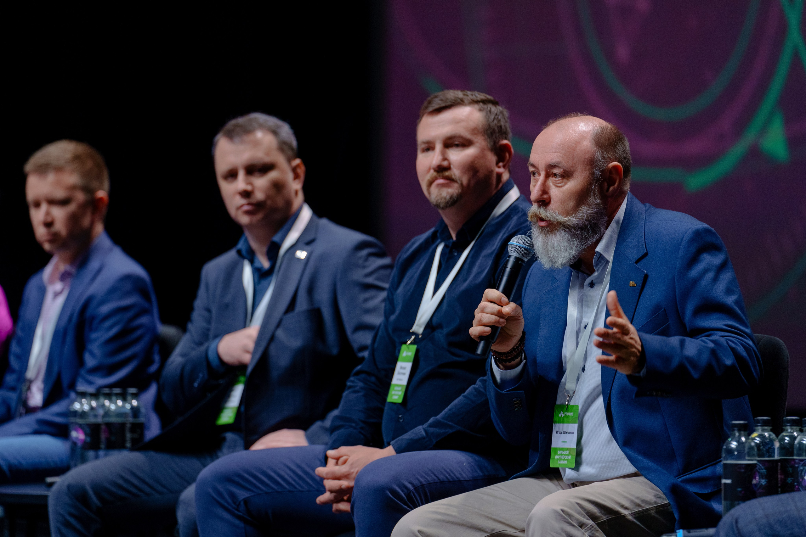 Фотограф на отраслевую партнерскую конференцию в Москве. Репортажный фотограф Москва Сергей Дружинин