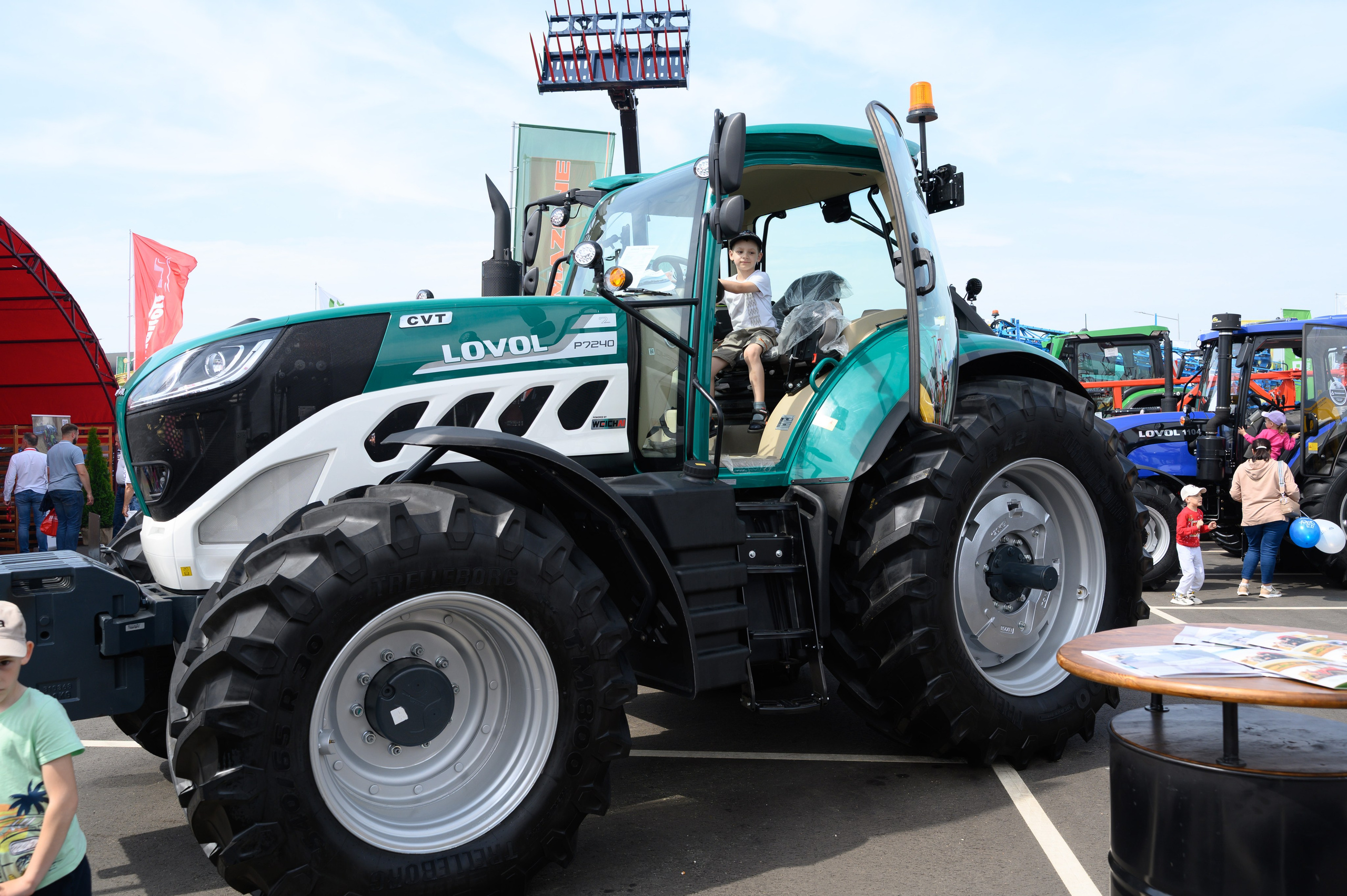 Агровыставка. Фотоуслуги, услуги фотографа, фотографирование важных событий