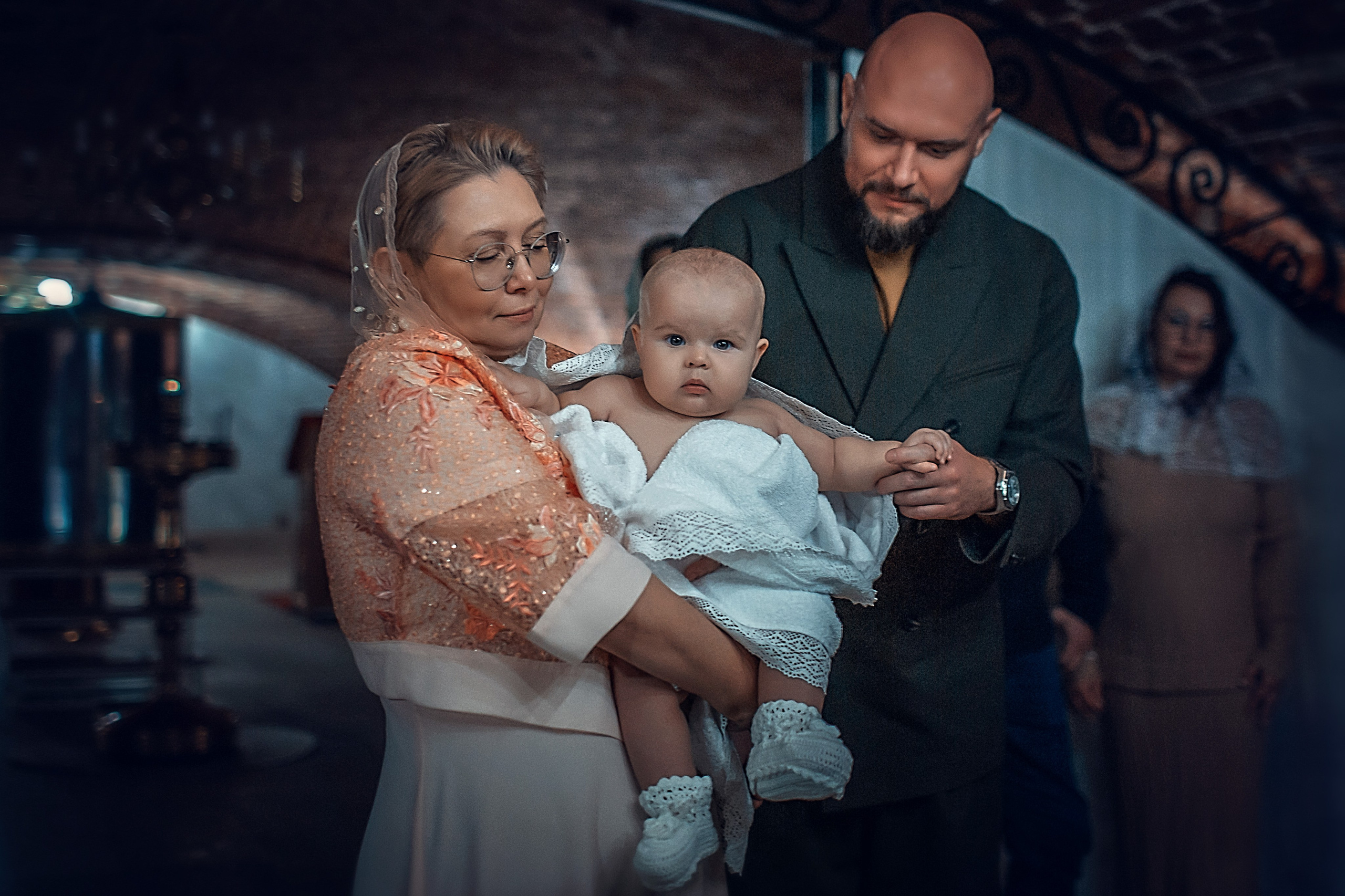 Крещение Вареньки_Храм Святой Троицы. Семейный фотограф в Санкт-Петербурге