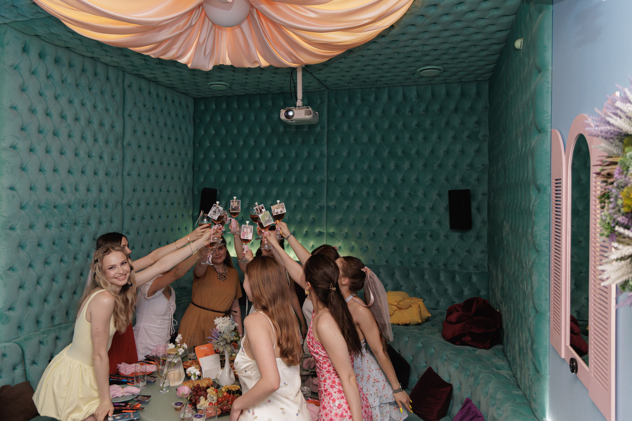 Девичник. Aleksantis