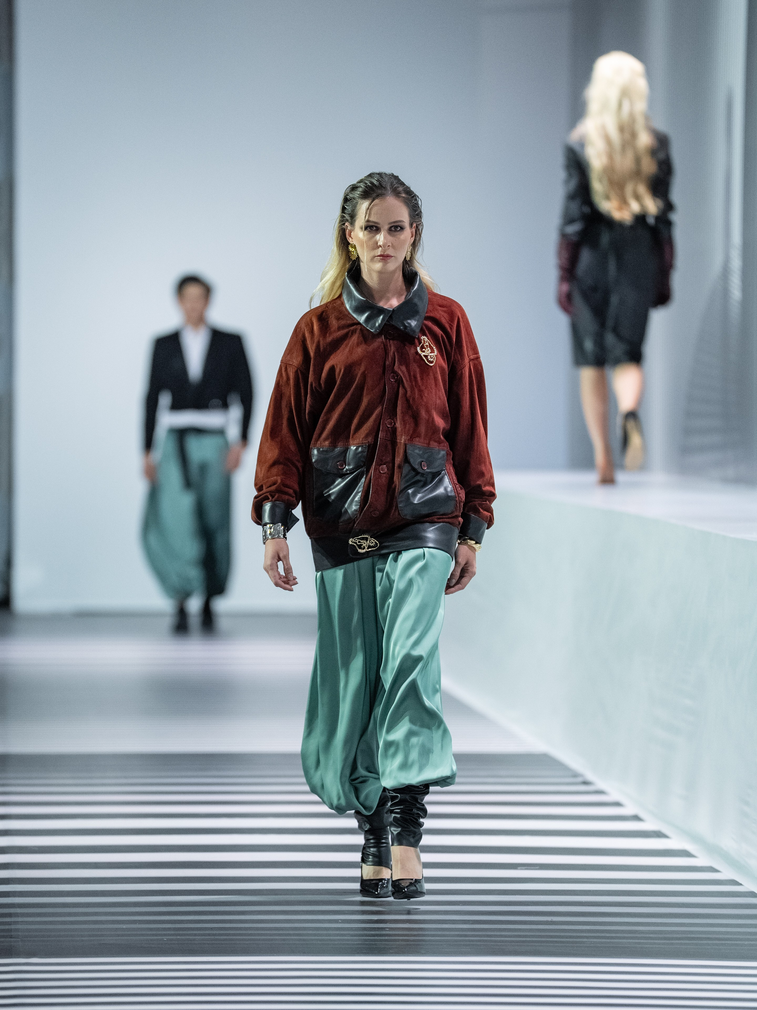 DM BY DINA MARAT. Сайт Алматинского НЮ АРТ, будуар и фэшн фотографа Дениса Карпенко