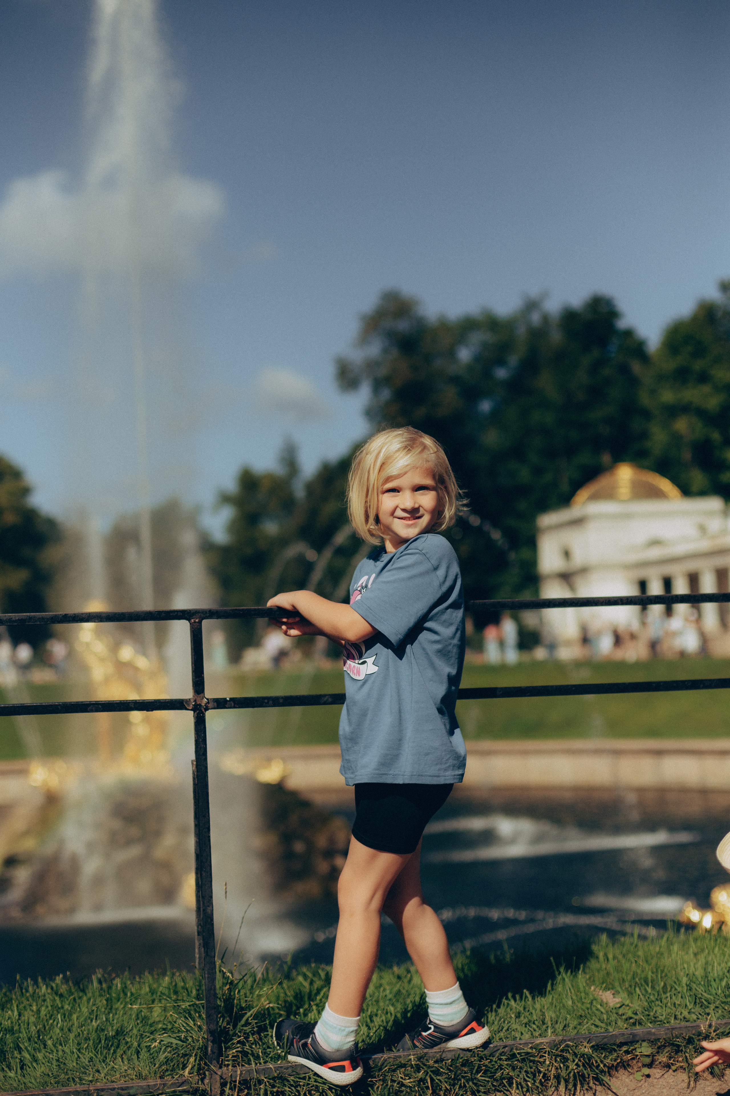 Прогулка по Петергофу. Елена Семейный фотограф Санкт-Петербург