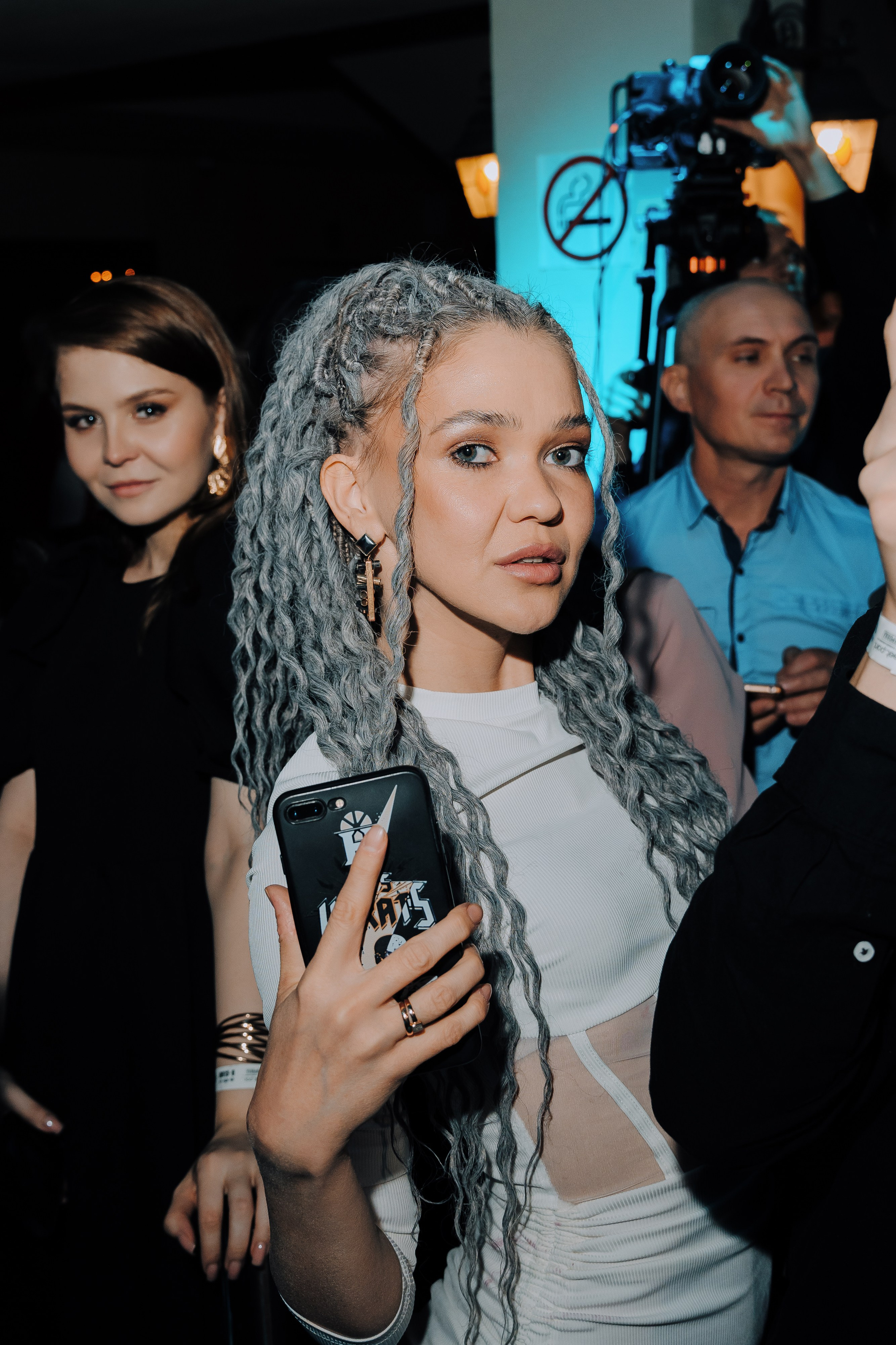 20 ЛЕТ МЕГАПОЛИС ЧЕЛЯБИНСК ХЕДЛАЙНЕР ЕЛКА. Репортажный фотограф Зуев Роман г. Челябинск