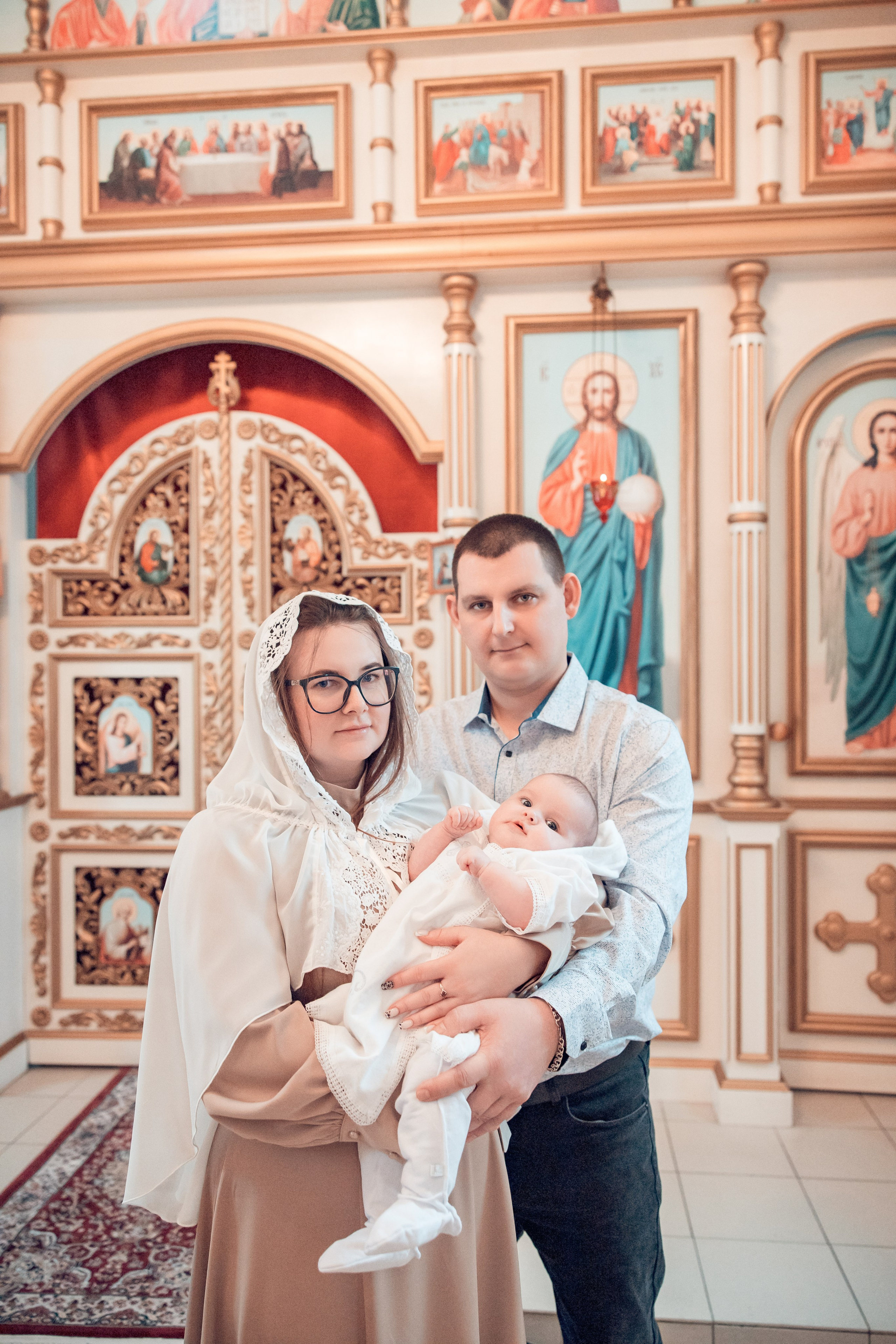 Таинство Крещения Виктории. Церковь Казанской иконы Божией Матери в Вышетравино. Семейный фотограф в Рязани и Рязанской области