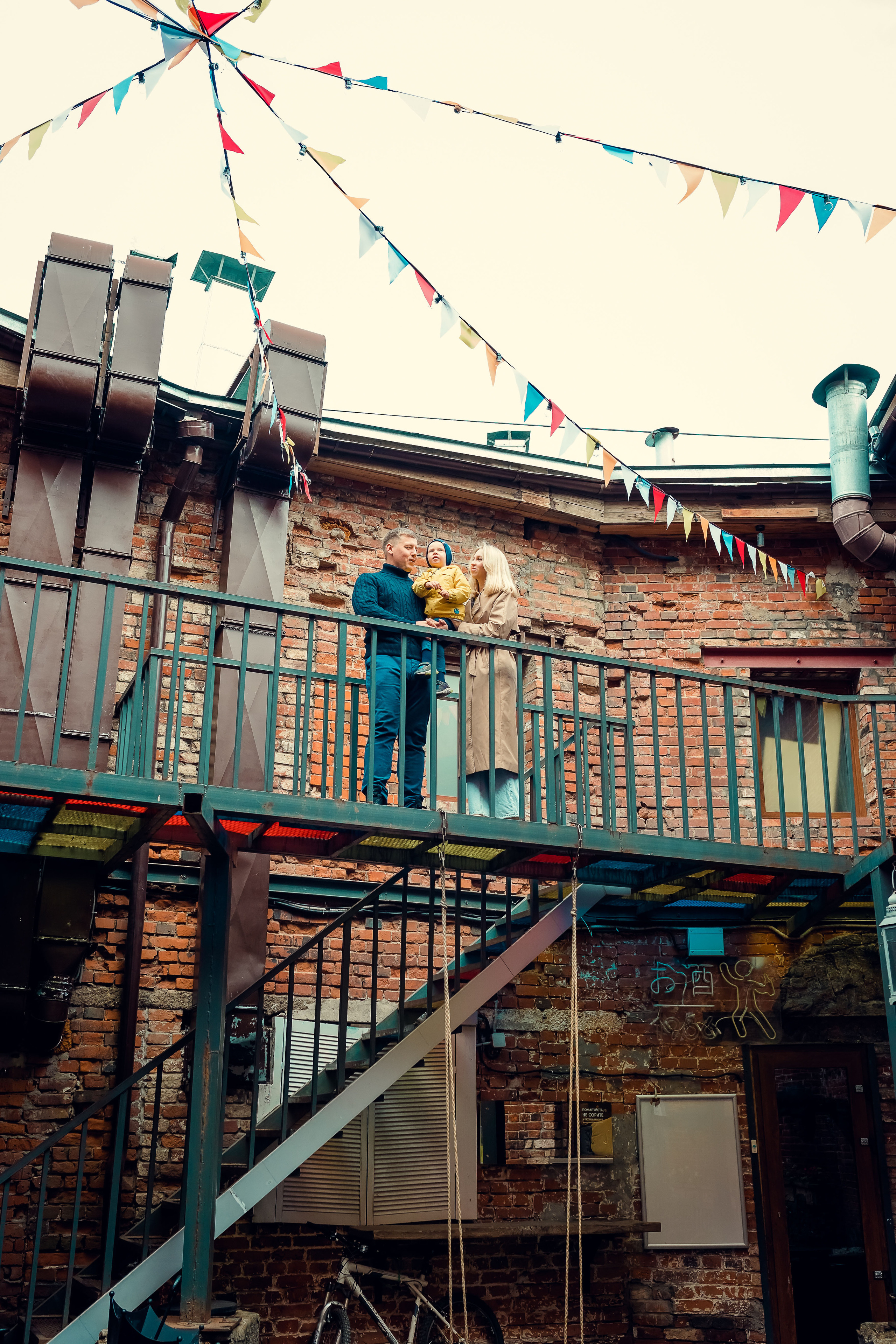 Юля, Саша и Тимоша. Семейный фотограф в Перми Ольга Гилева. Выпускные альбомы