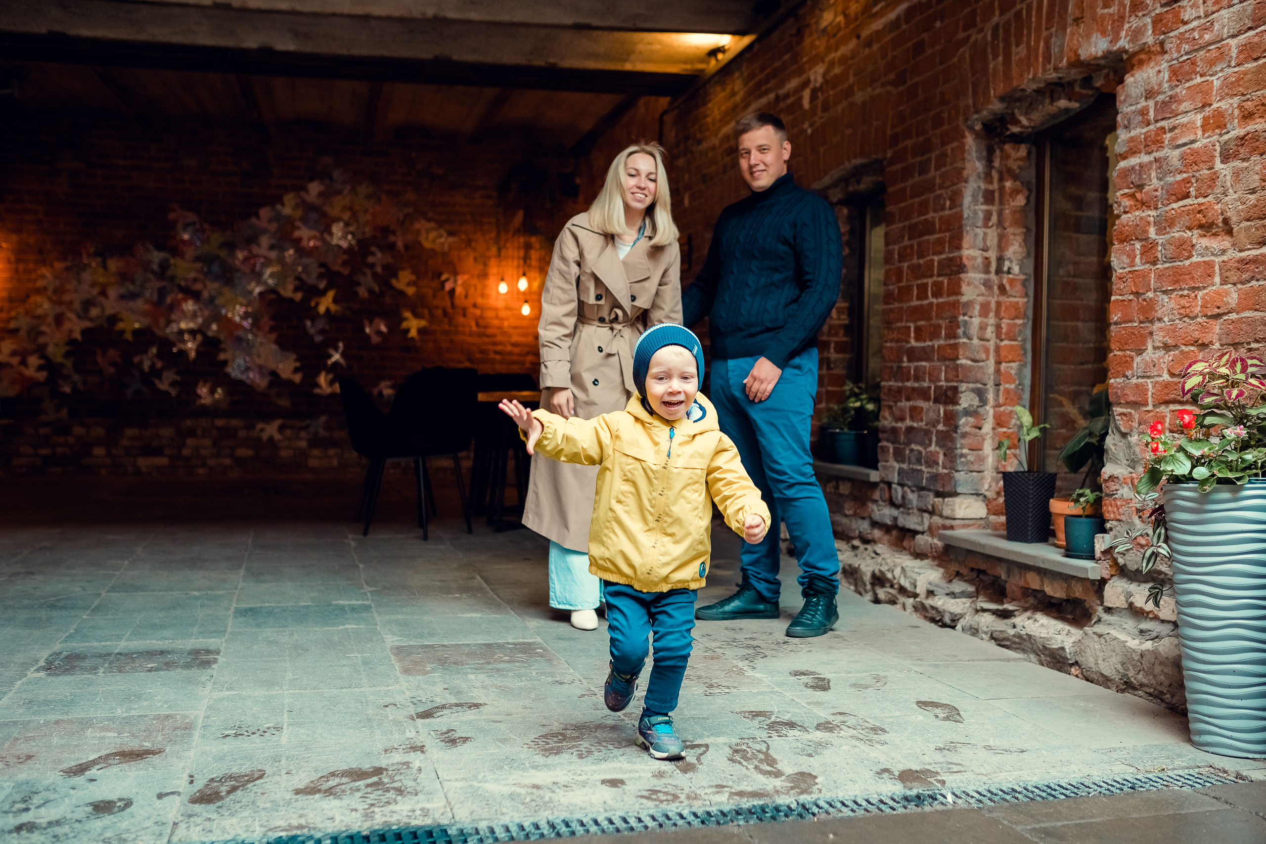 Юля, Саша и Тимоша. Семейный фотограф в Перми Ольга Гилева. Выпускные альбомы