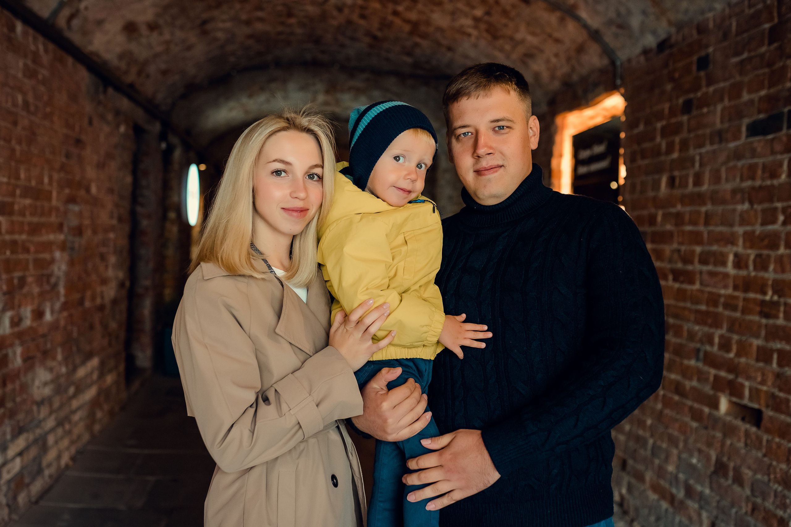 Юля, Саша и Тимоша. Семейный фотограф в Перми Ольга Гилева. Выпускные альбомы