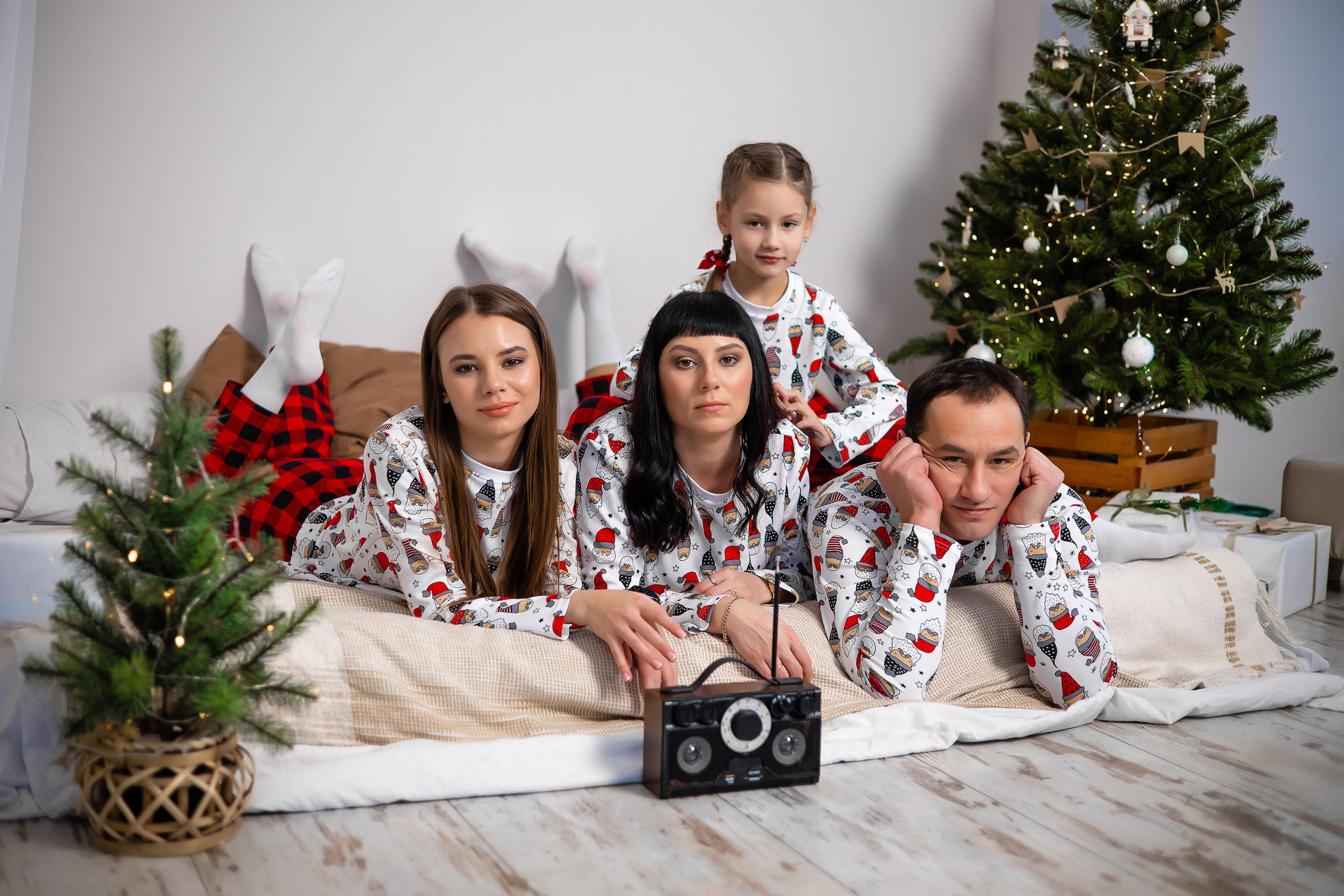 Новогодний серпантин. Семейный фотограф в Перми Ольга Гилева. Выпускные альбомы