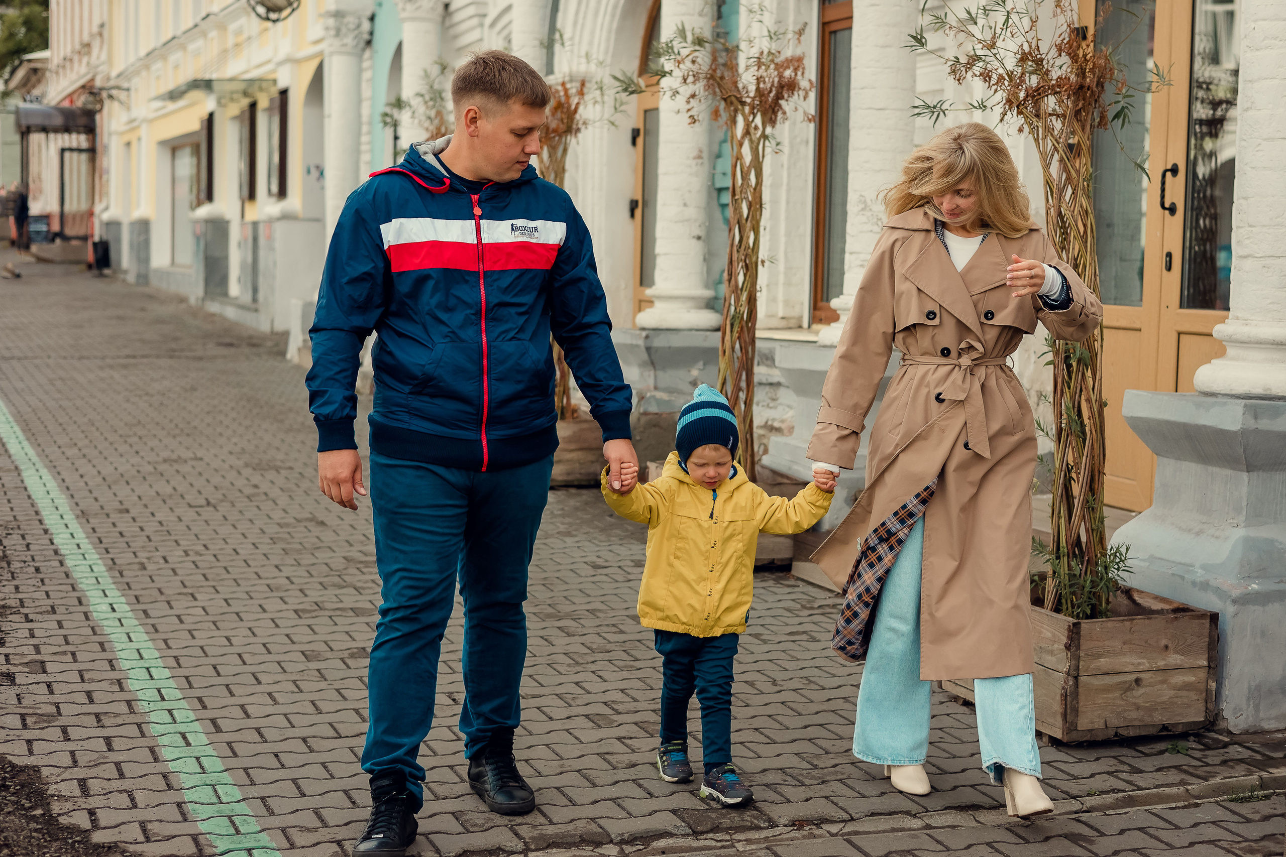 Юля, Саша и Тимоша. Семейный фотограф в Перми Ольга Гилева. Выпускные альбомы
