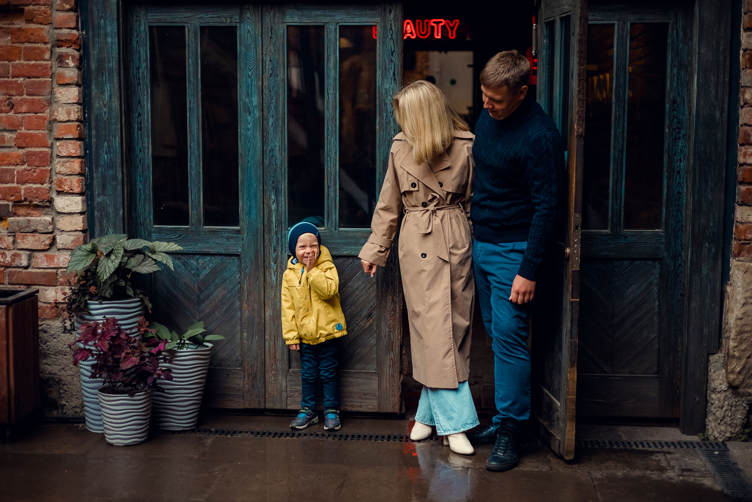 Юля, Саша и Тимоша. Семейный фотограф в Перми Ольга Гилева. Выпускные альбомы