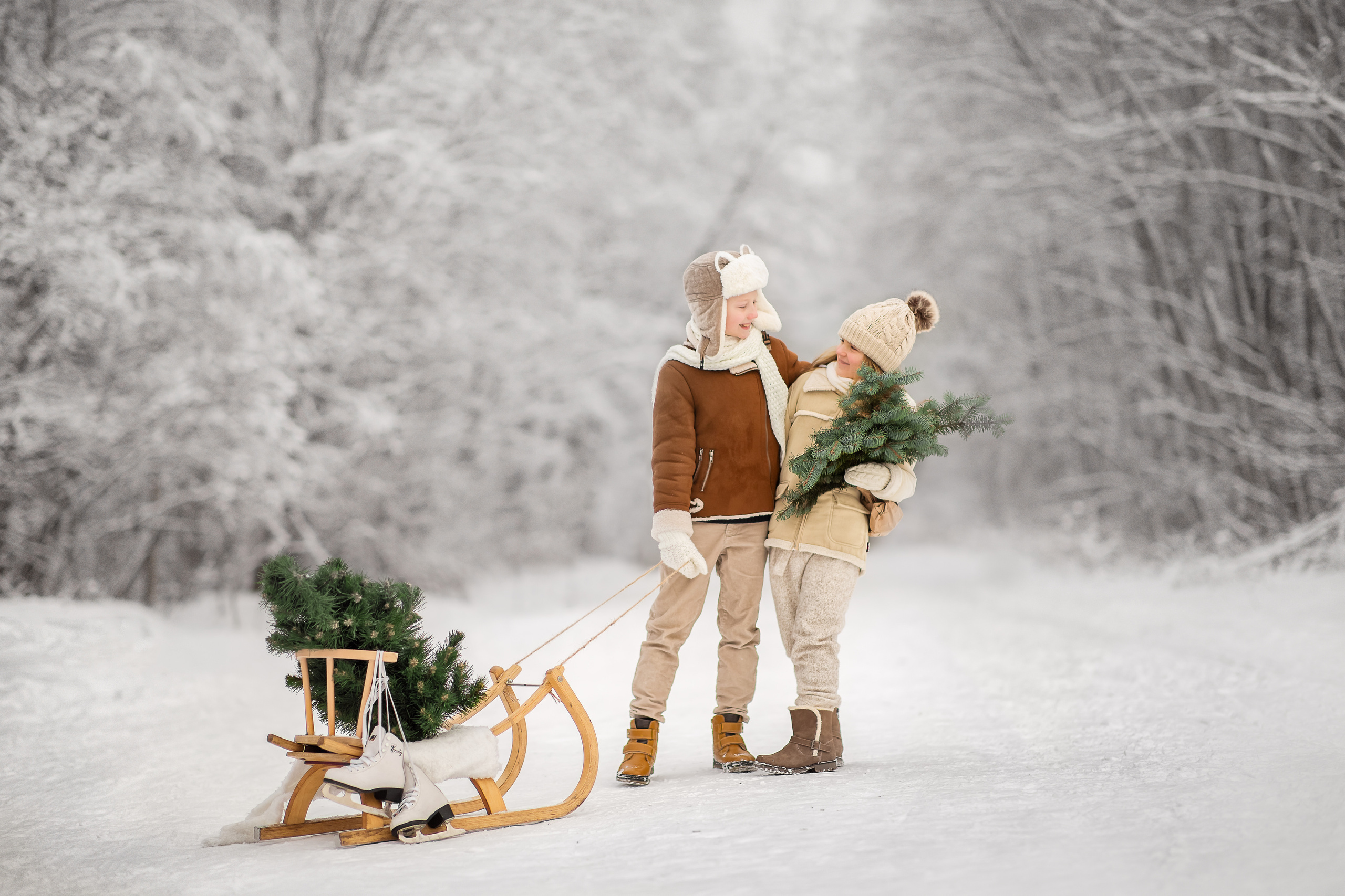 Фоторогулка в заснеженном лесу. Детский и семейный фотограф в Санкт-Петербурге Ольга Стырова