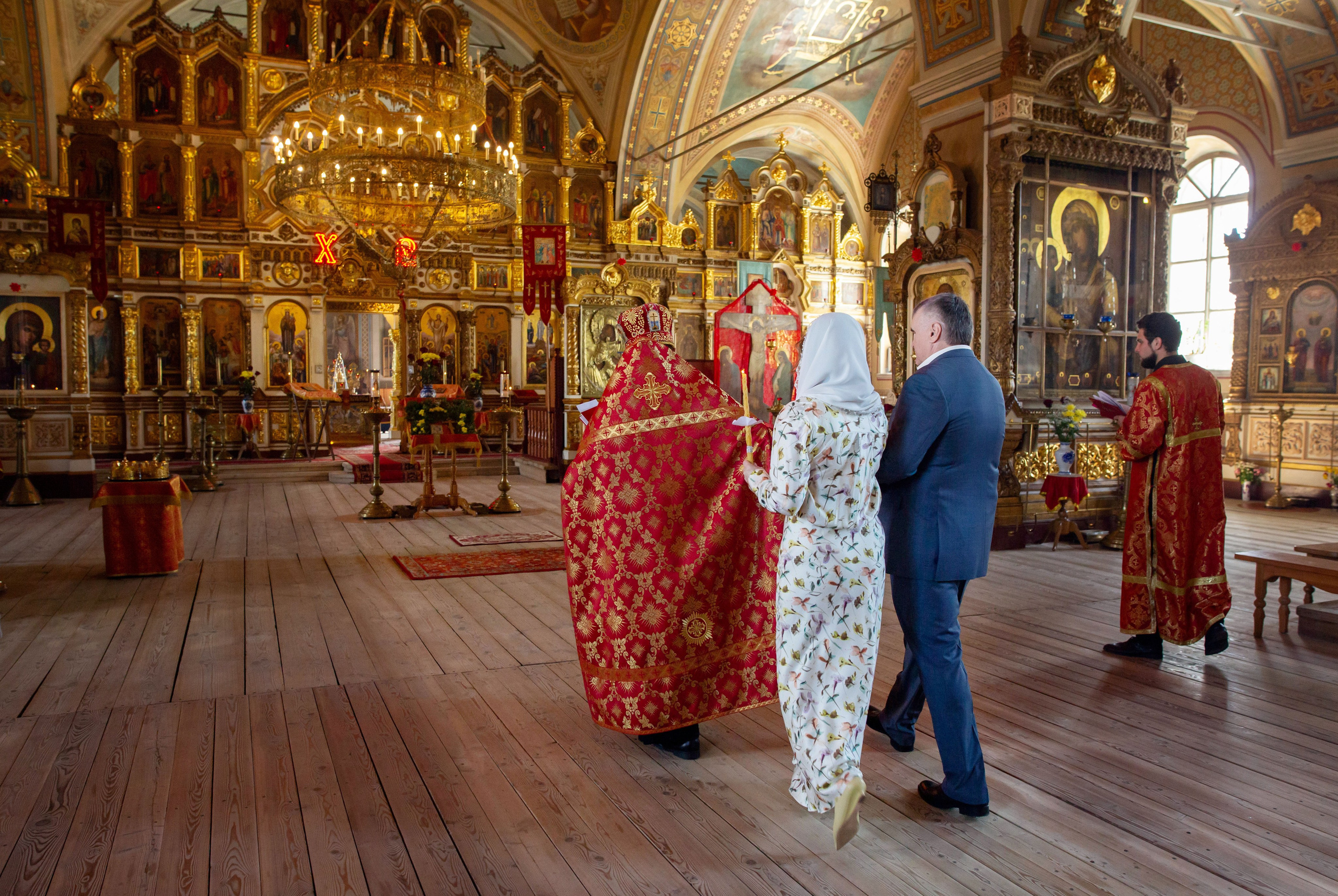 Венчание Сергей и Анна Воскресенский храм. Семейный и детский фотограф Анна Петракова