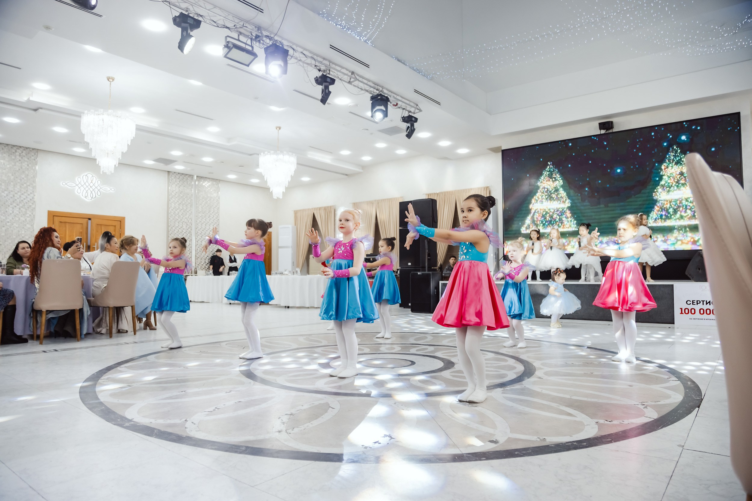 Большой Отчетный Бал Музыкального Дома Голос. Кипятком Павлодар