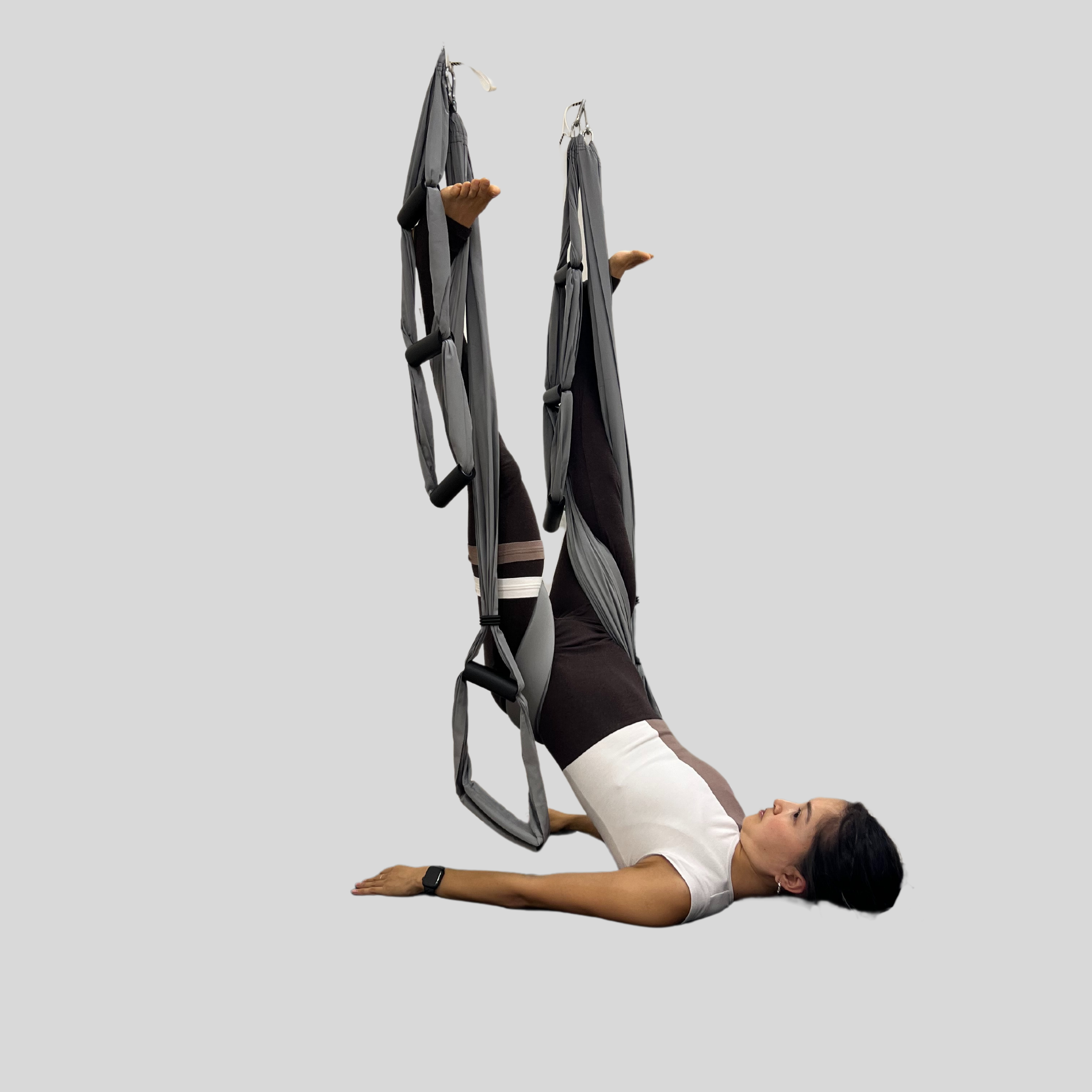 Н Вис под крестец (1). Преподаю и провожу обучение по флай йоге