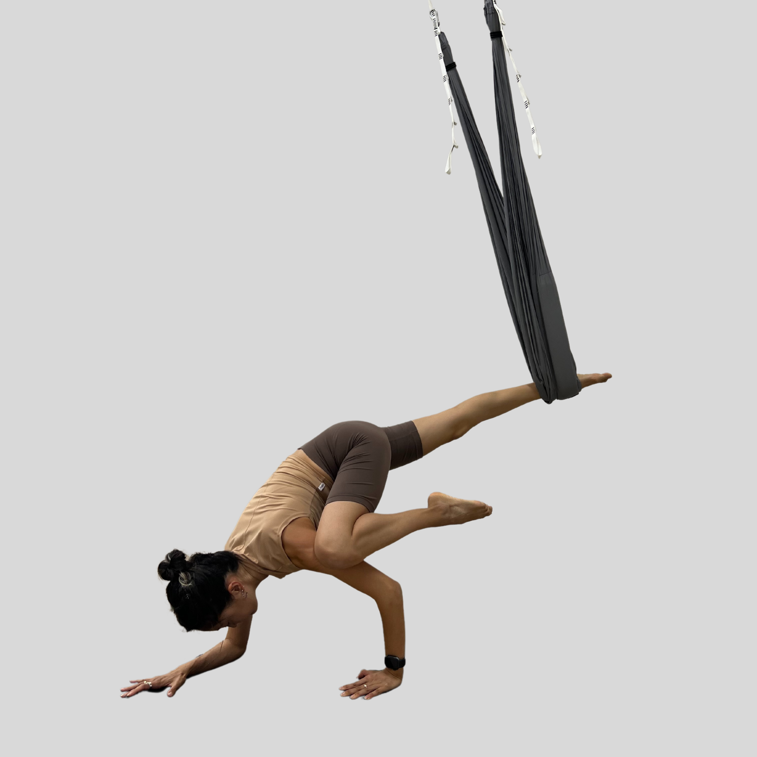 Флай йога, aerial yoga, аэро йога, связка в гамаке, позы в гамаке, aerial yoga exercise, fly yoga practice, fly yoga low, низкий гамак. Преподаю и провожу обучение по флай йоге