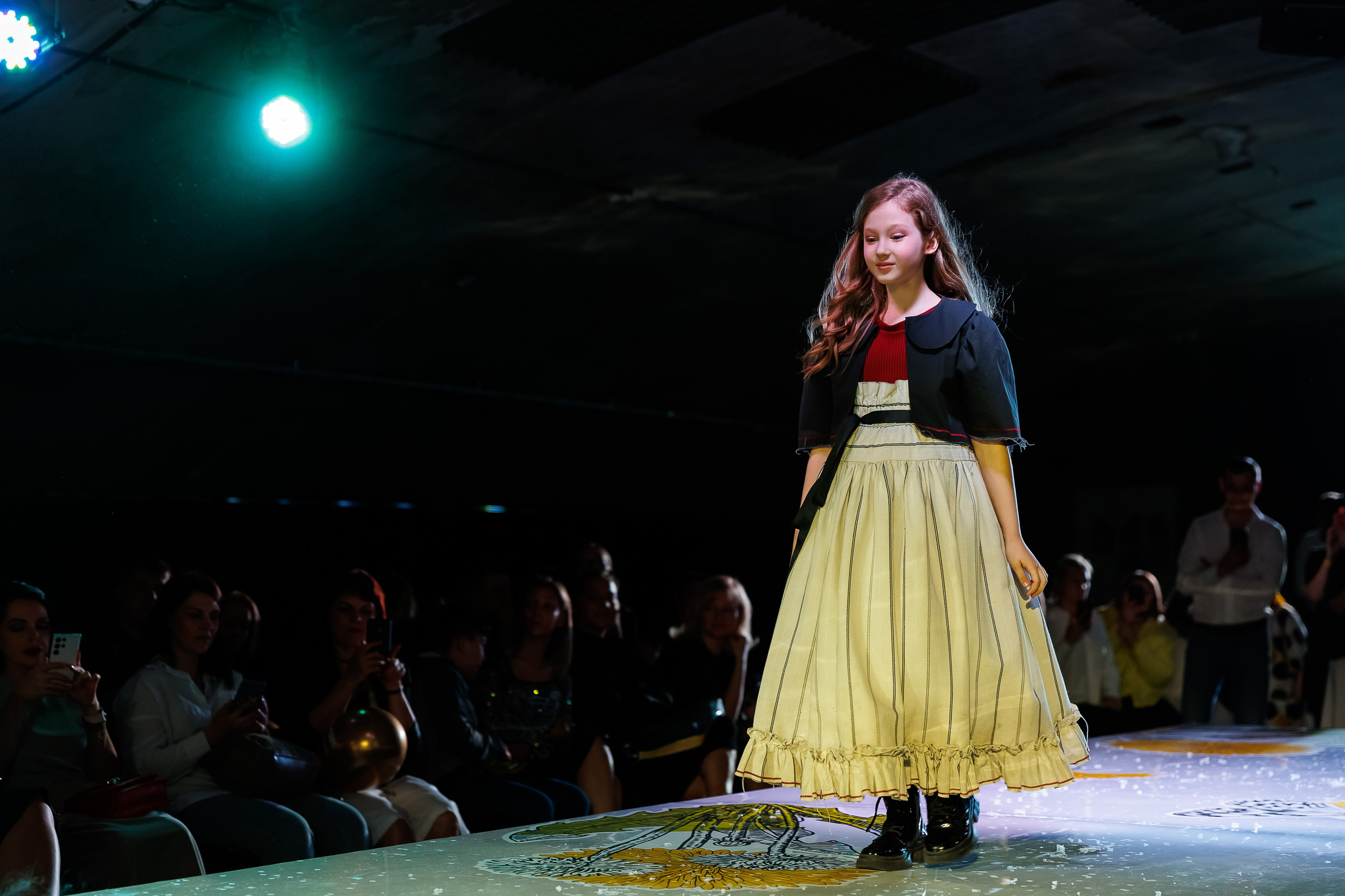 Показ Надежды Шибиной от журнала «Жираf». Фотограф Новосибирск — Наталья Гресь