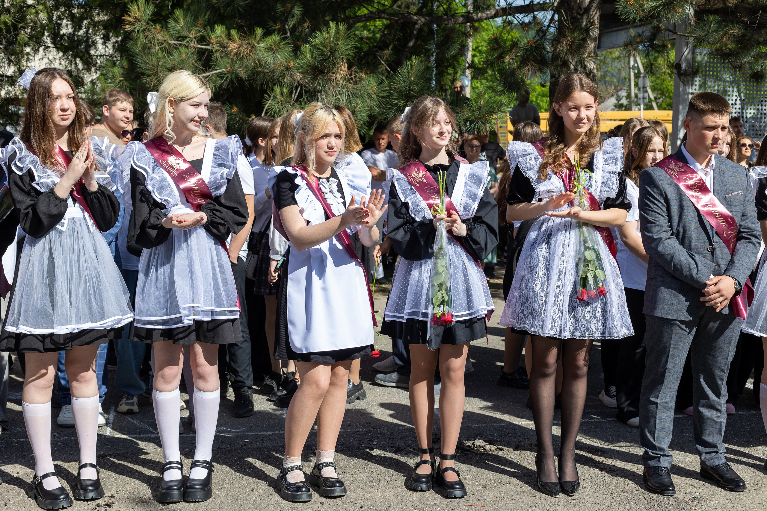Последний звонок. Выпускные альбомы Майкоп, Краснодар Елена Золотарева