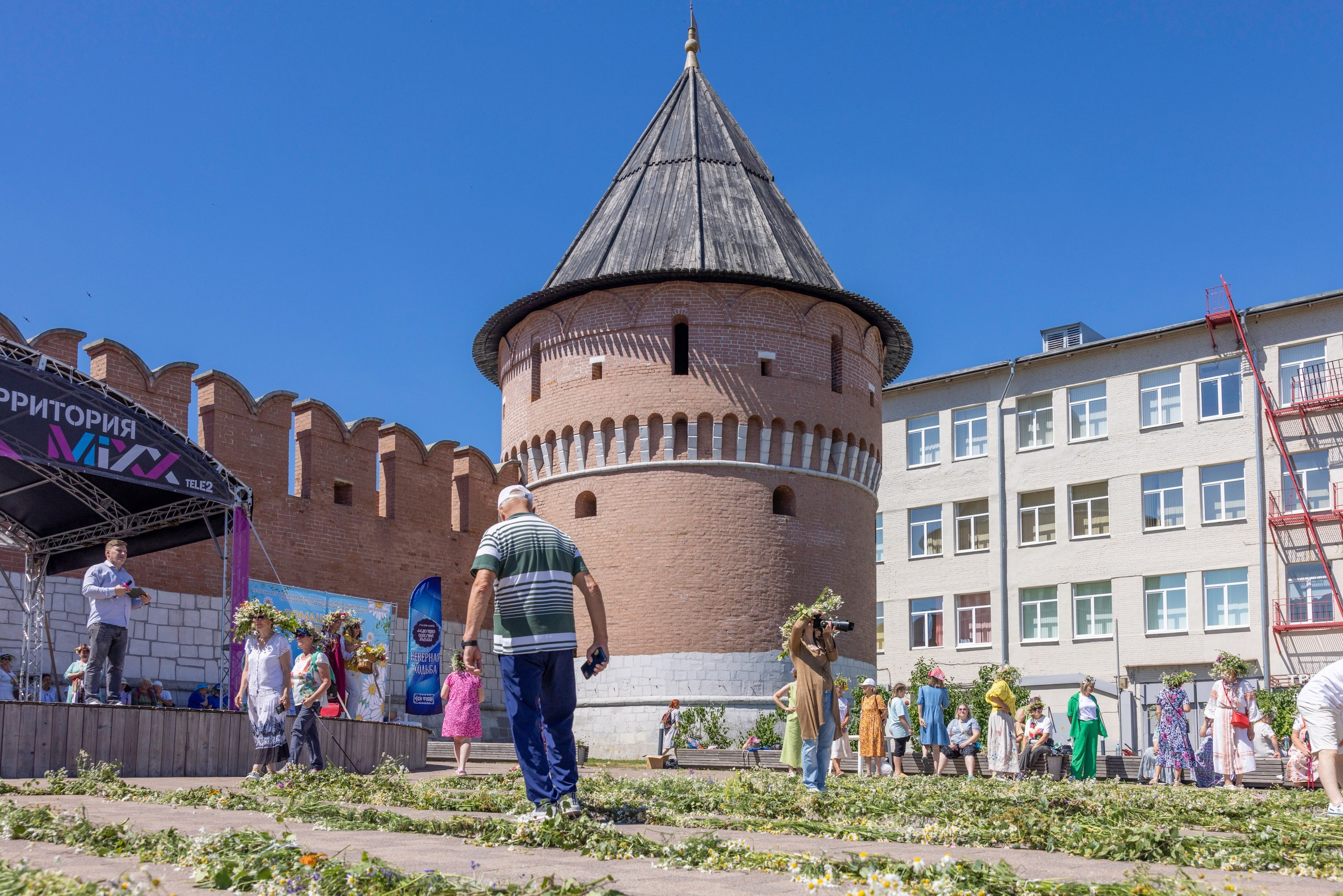 Фестиваль «Ромашковый хоровод». Северная ходьба. Фотограф в Туле Крупский АнДРей. Фотостудия «КАДР71» в Туле