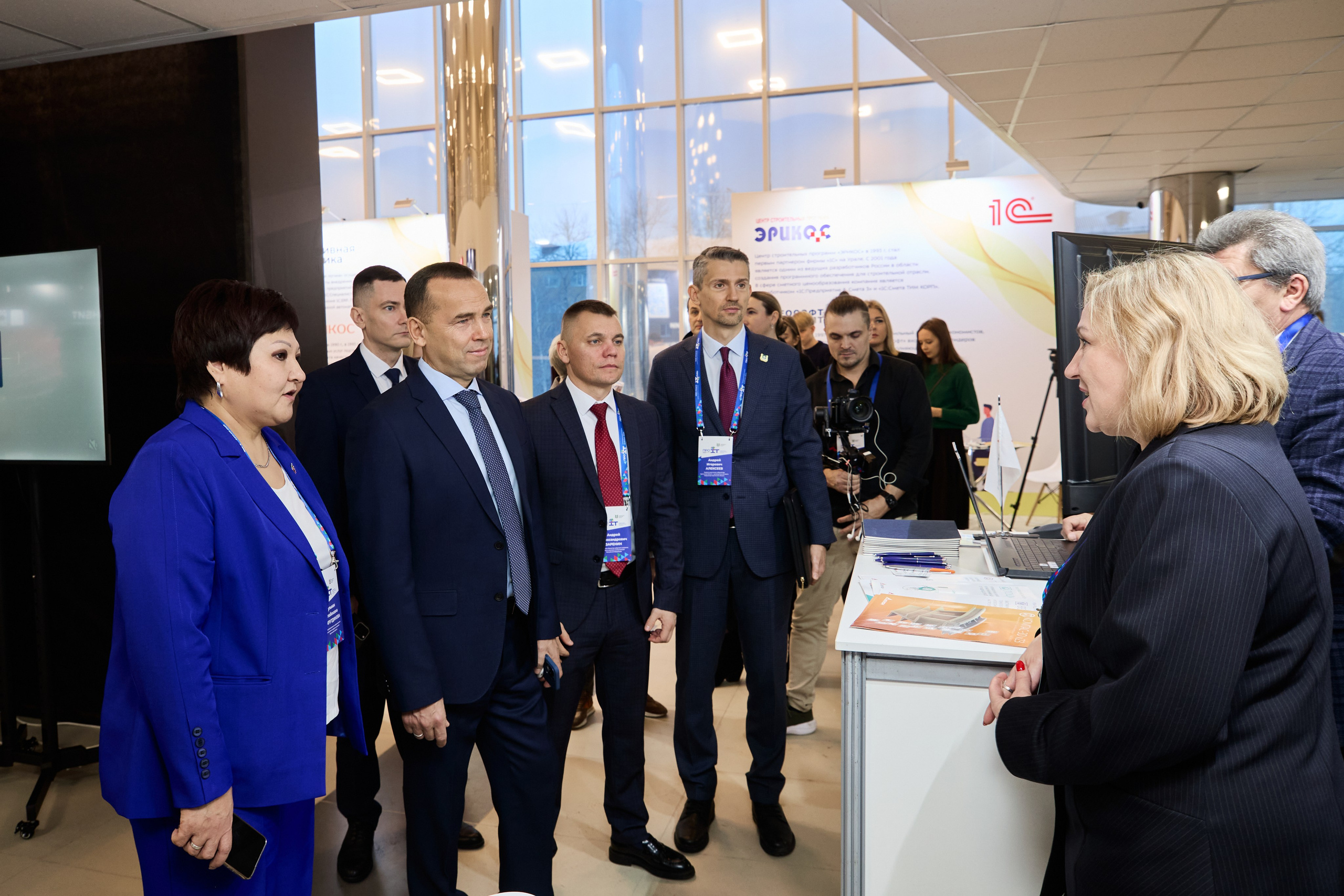 IT- Форум. Фотограф и видеограф в Кургане Леонид Корнильев