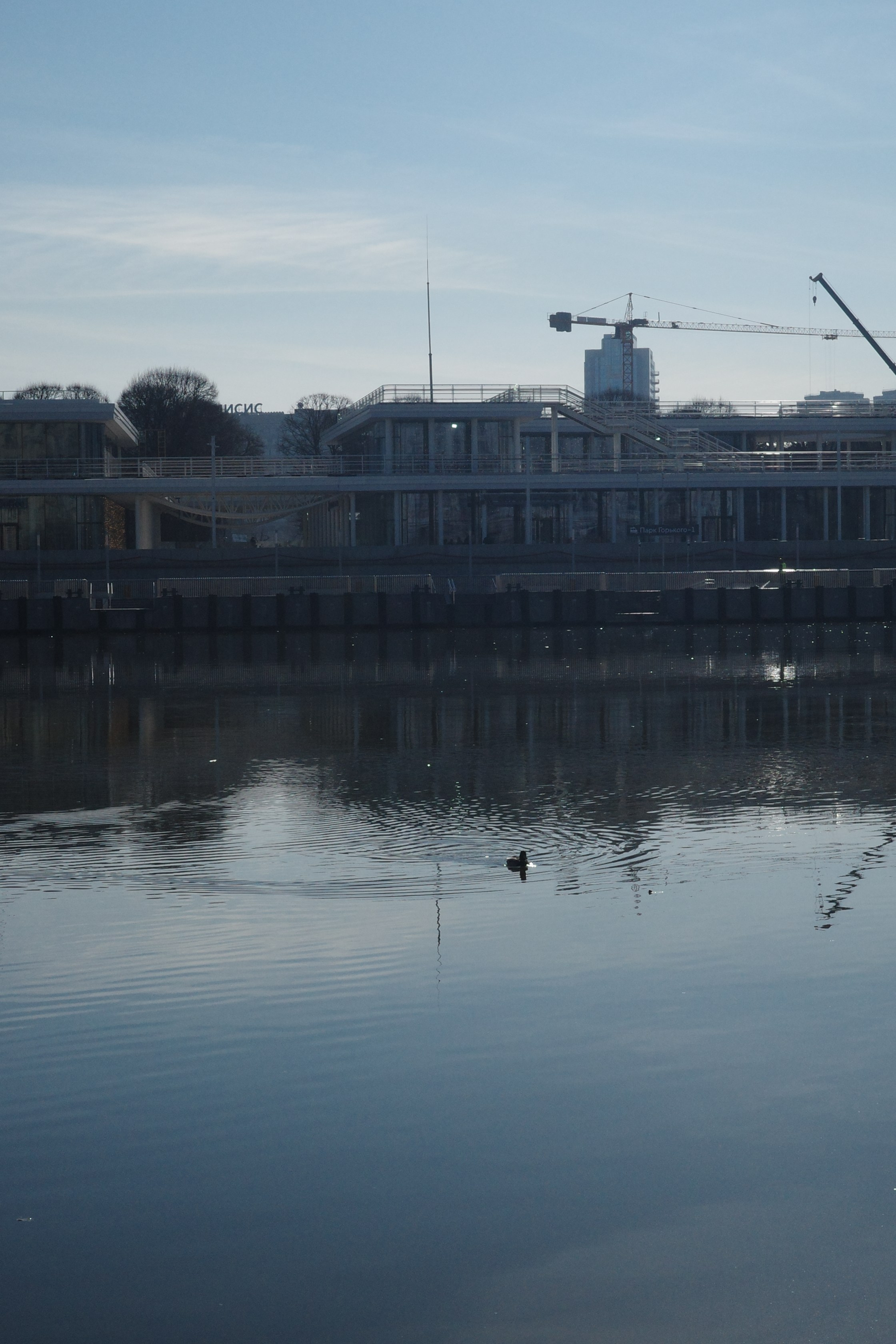 #45: Фрунзенская набережная / март 2026. Проект «Фотокладовка»: блог уличной фотографии в формате street photo