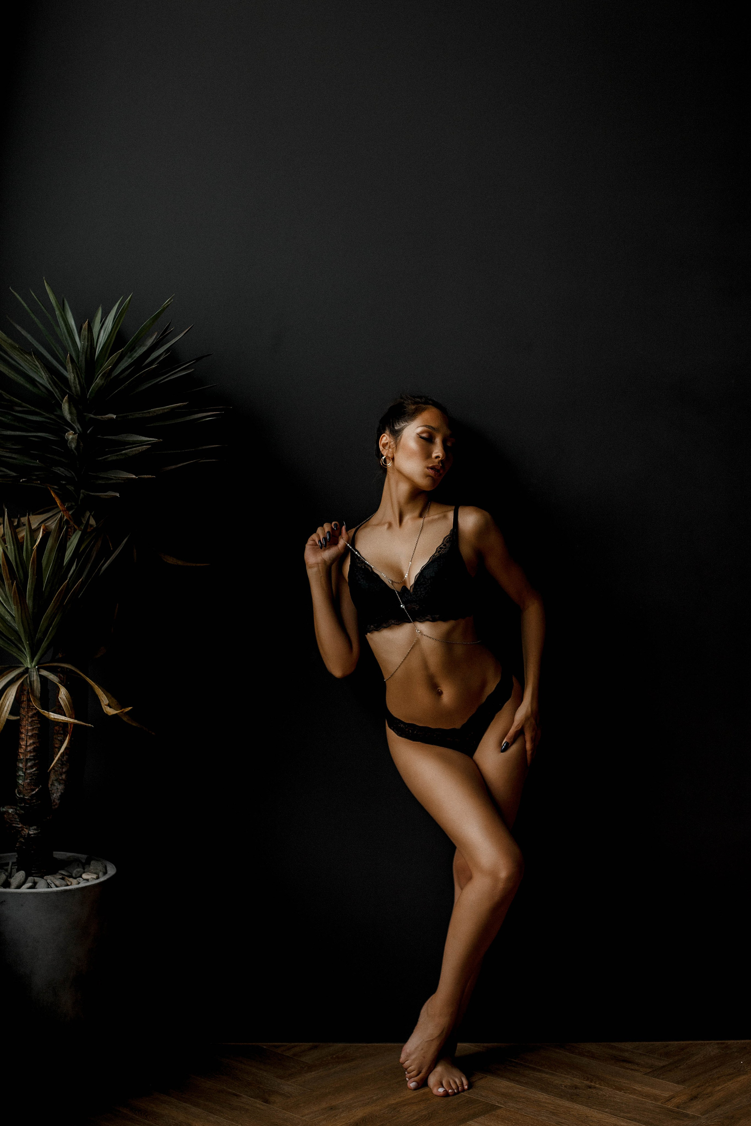 Азиза (в белье). Фотограф из Владивостока Юлия Черепова