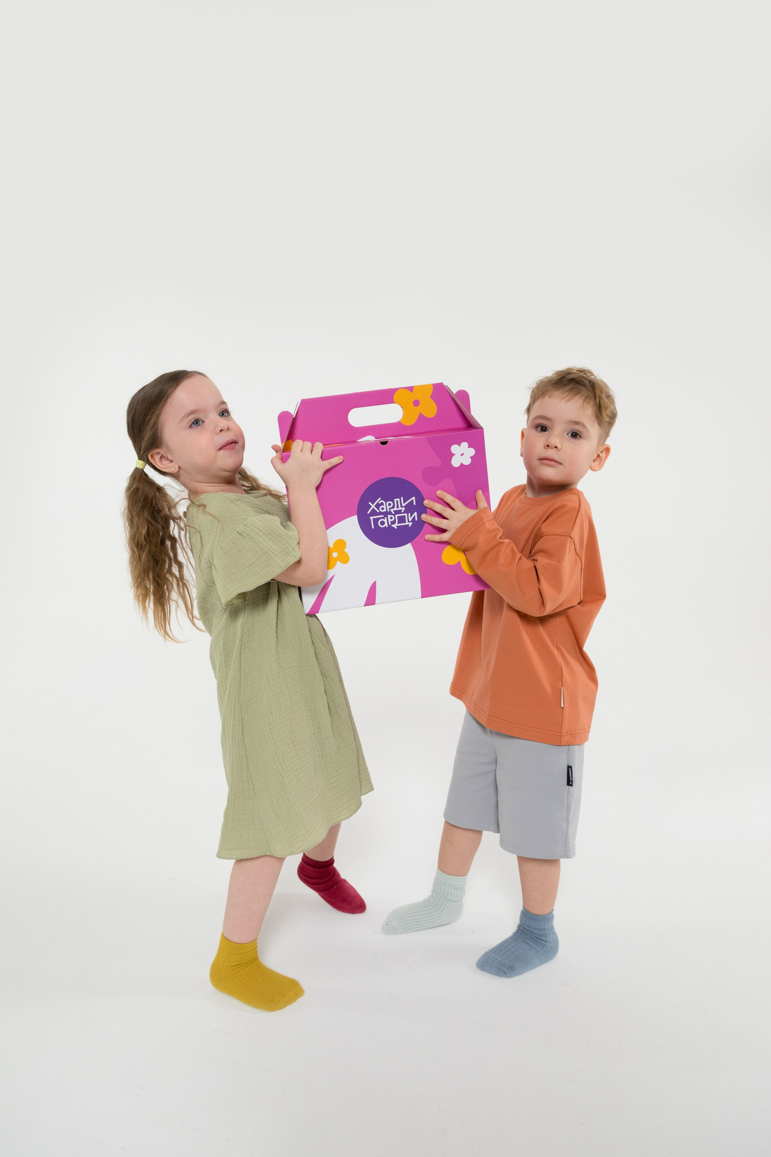 Имиджевая и каталожная съёмка для бренда детских пазлов. Детский и контент фотограф Надя Волкова Санкт-Петербург