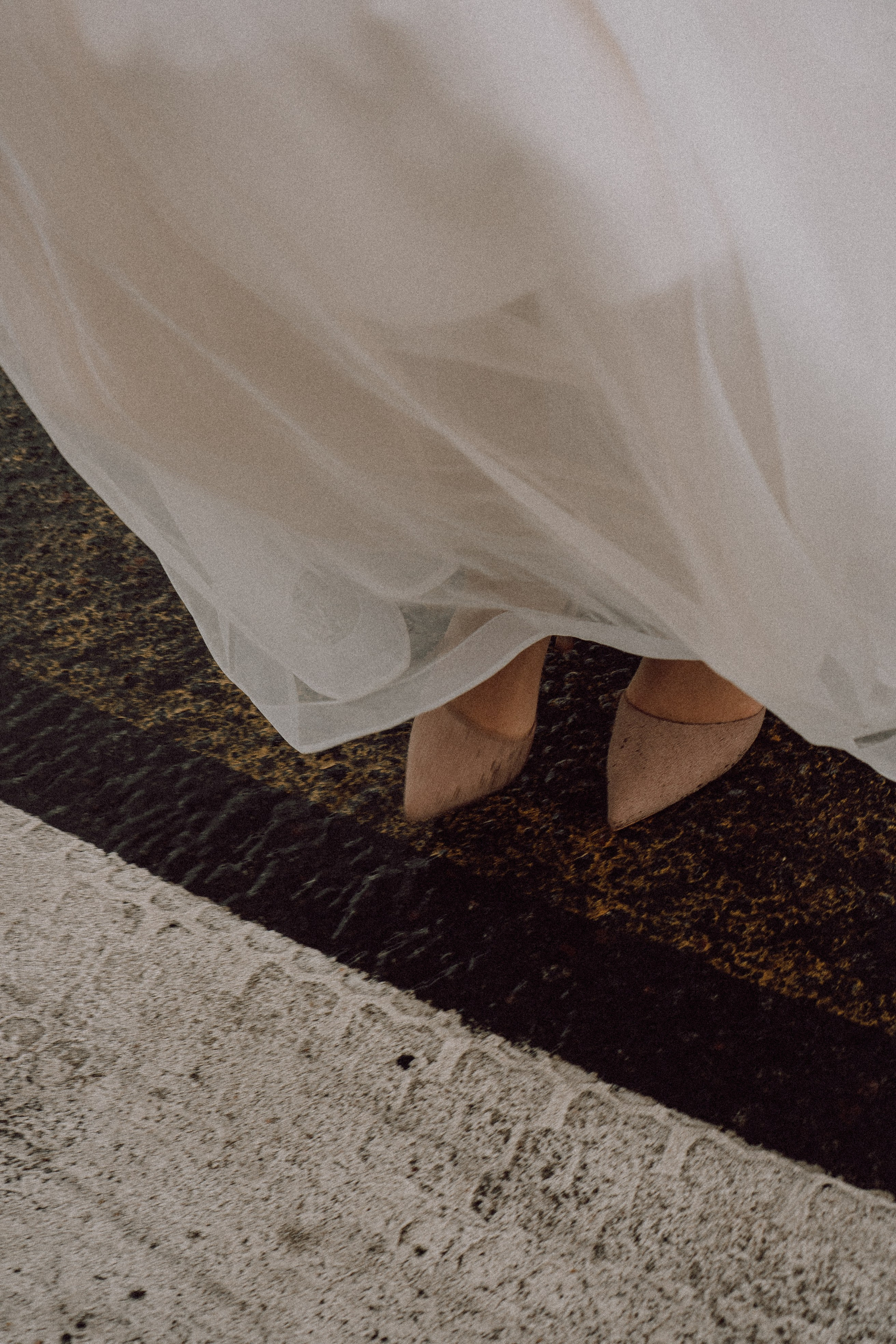 СВАДЕБНАЯ ФОТОСЕССИИЯ ПАРЫ В ГОРОДЕ ПРИОЗЕРСК В СОСНОВОМ ЛЕСУ И С ПИКАПОМ. Профессиональный фотограф, Санкт-Петербург — Виктория Богомолова