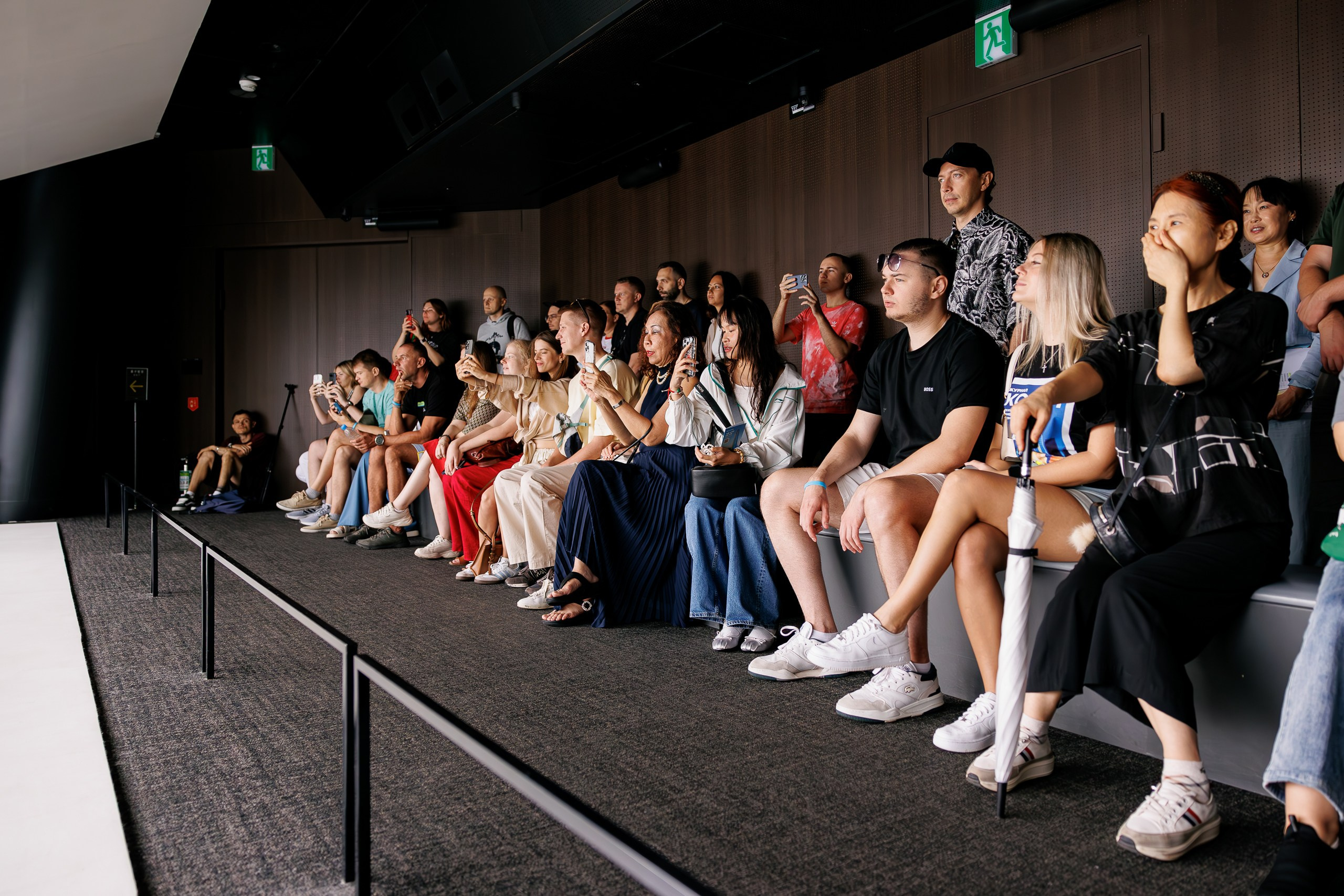 LEADS SEOUL. Репортажный фотограф Саша Матвеев