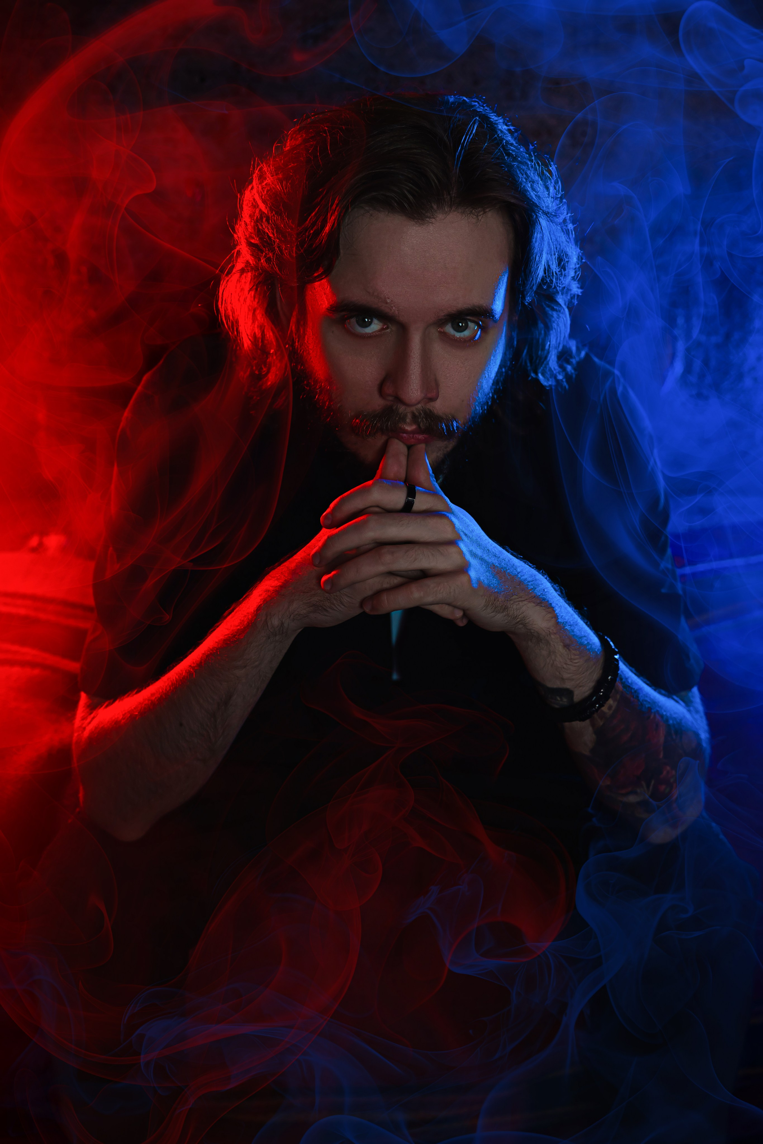 Мрак в неоновых лучах. Репортажный фотограф Анастасия Рубцова