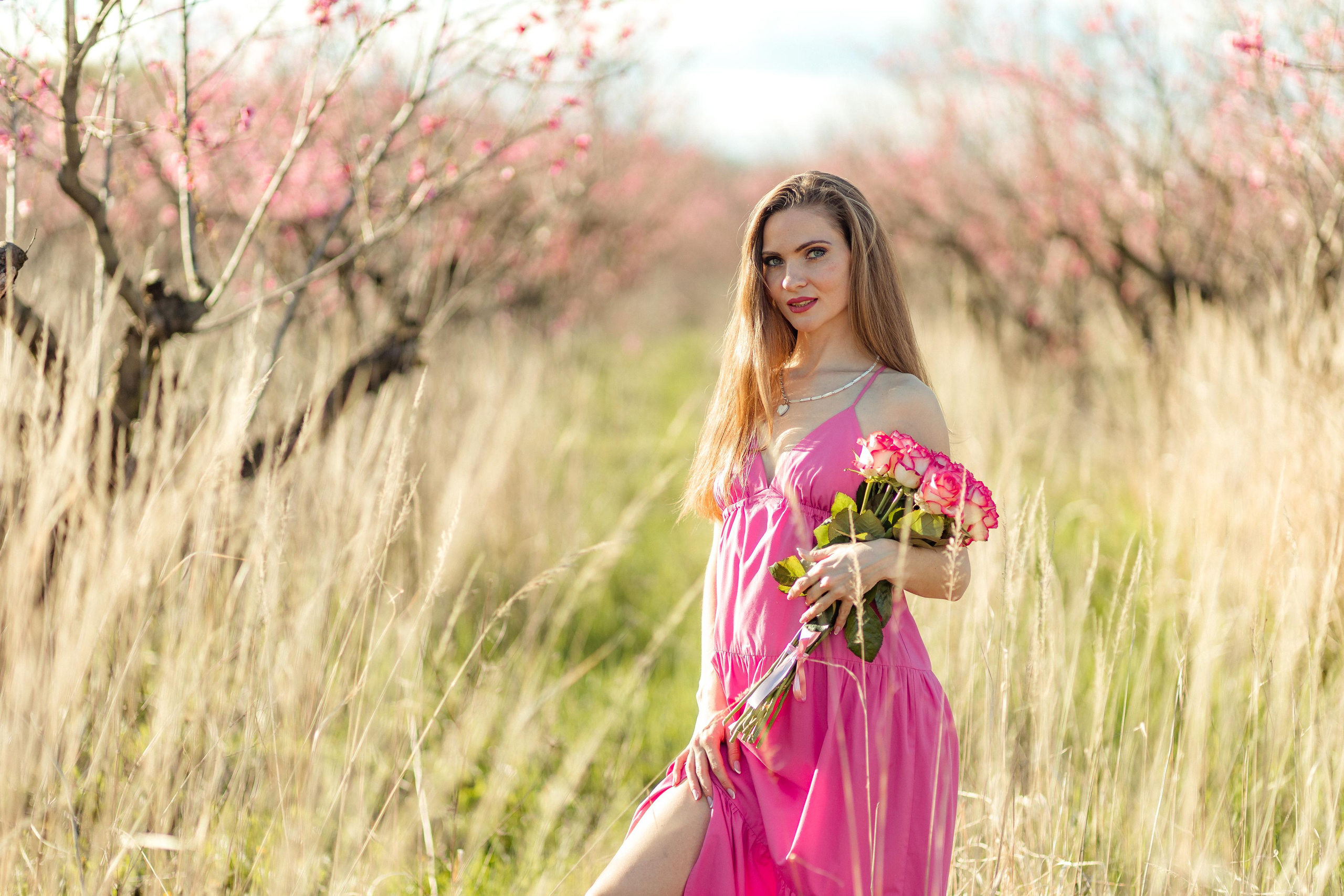 Мария и цветение персика