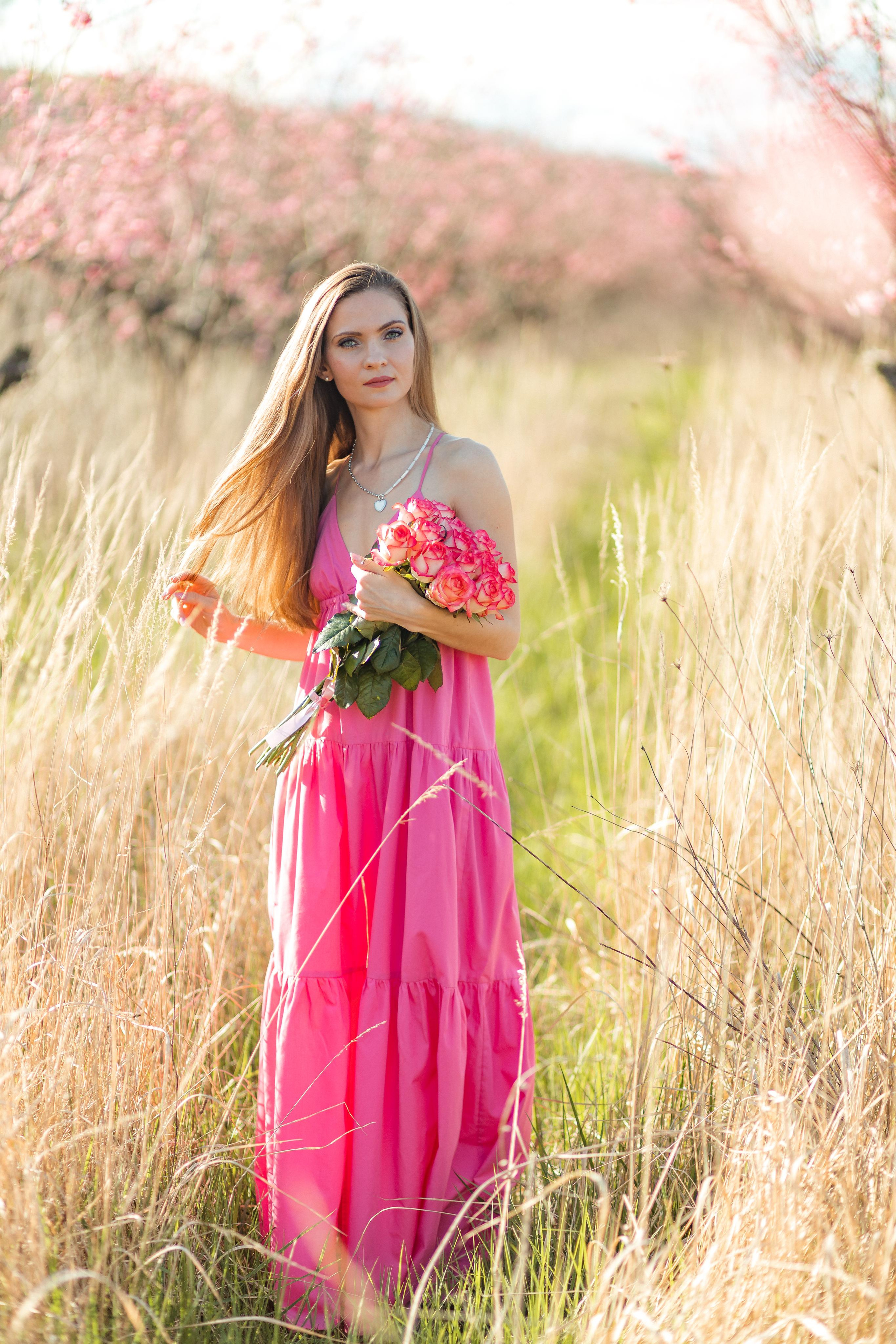 Мария и цветение персика