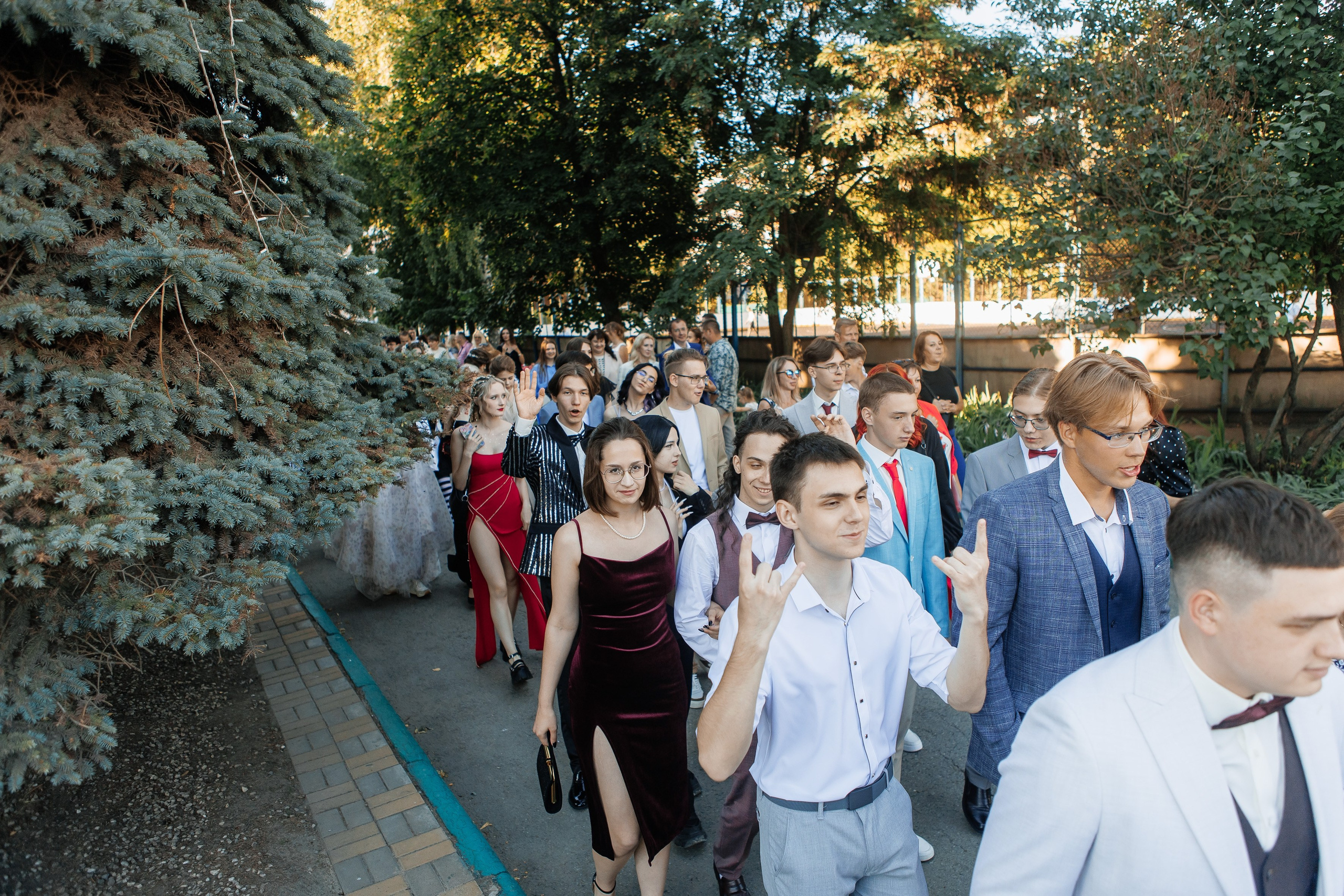 Выпускной Гимназия 12 2024 г. Свадебный и портретный Фотограф в Липецке Дмитрий Котюков