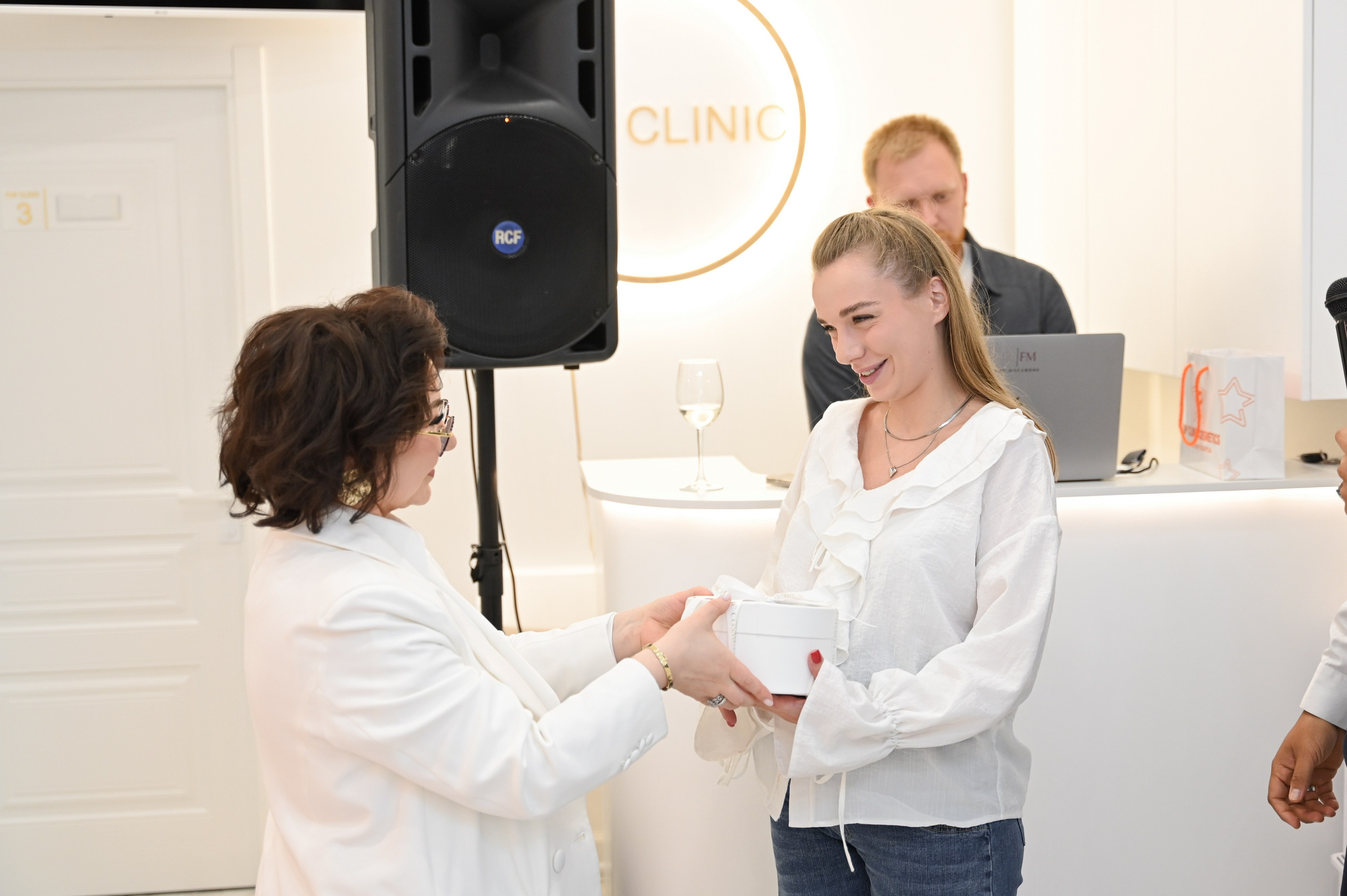 Открытие клиники «TOP CLINIC». Свадебный и семейный фотограф в Уфе Александров Максим