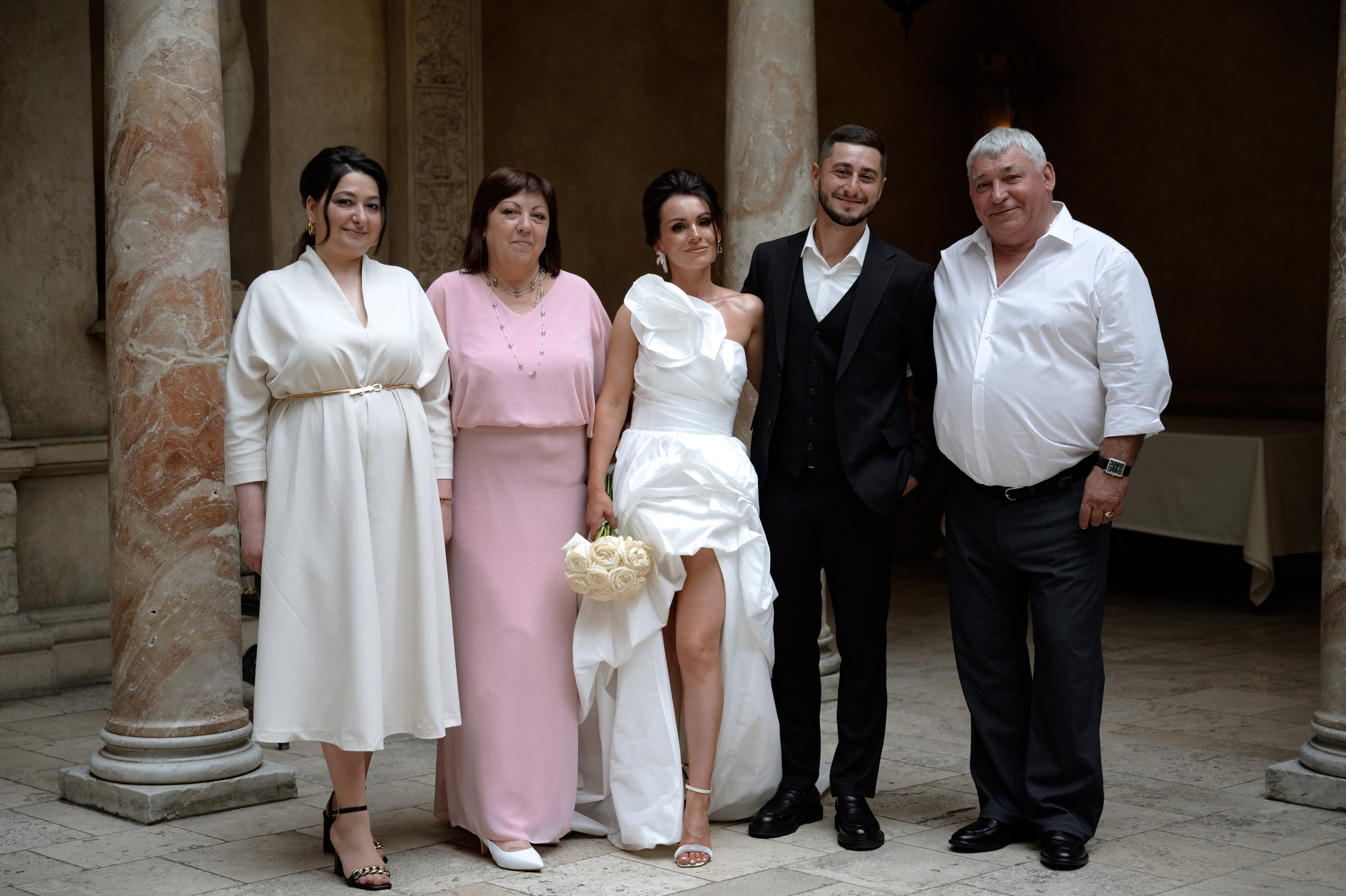 23.08.2024. RETOUCH-HOUSE