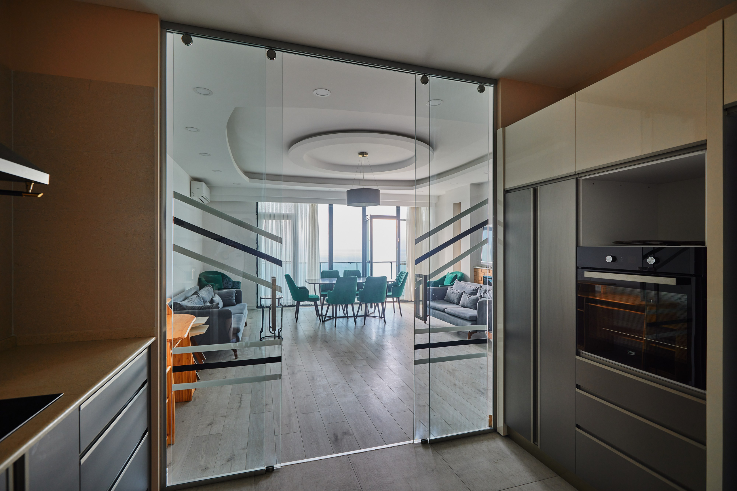 METRO CITY. Режиссёр, клипмейкер, фотограф — Андрей Охота