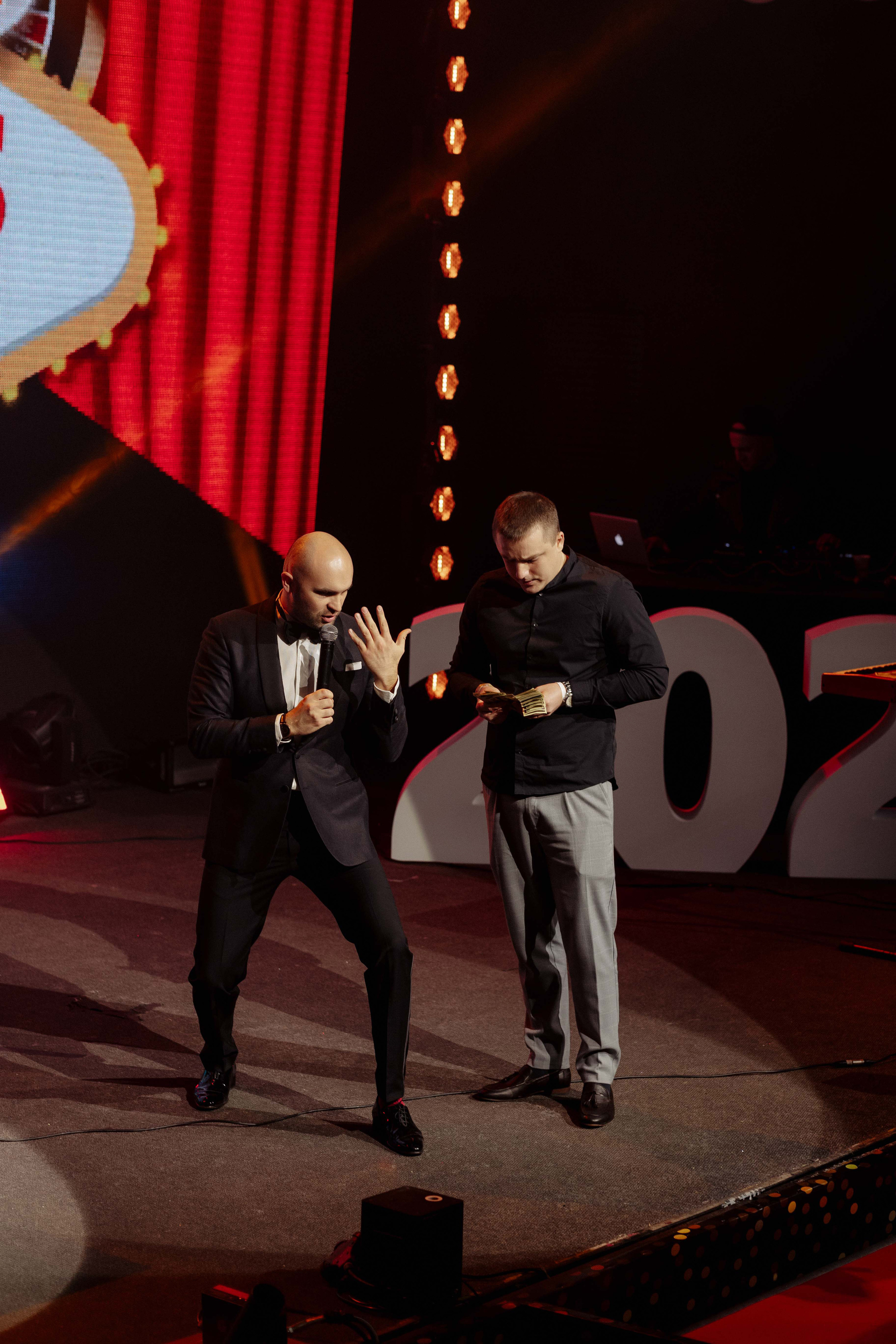 Корпоратив Срочно Деньги. Алексей Шаров — свадебный и репортажный фотограф в Нижнем Новгороде