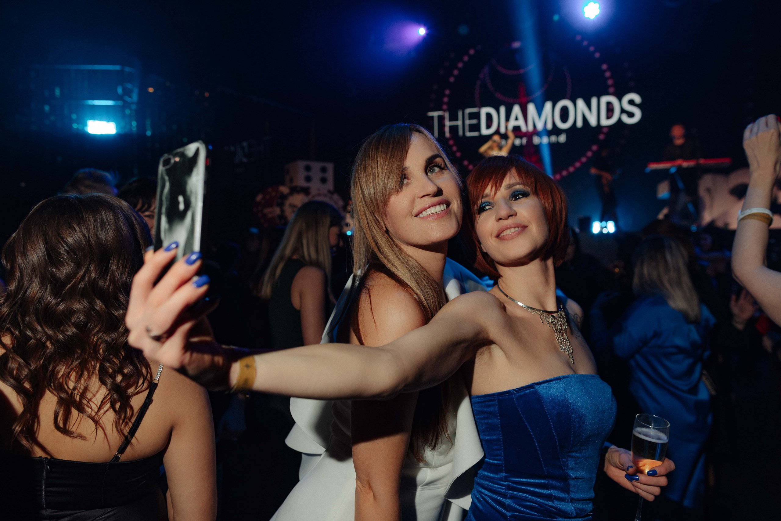 Корпоратив Срочно Деньги. Алексей Шаров — свадебный и репортажный фотограф в Нижнем Новгороде